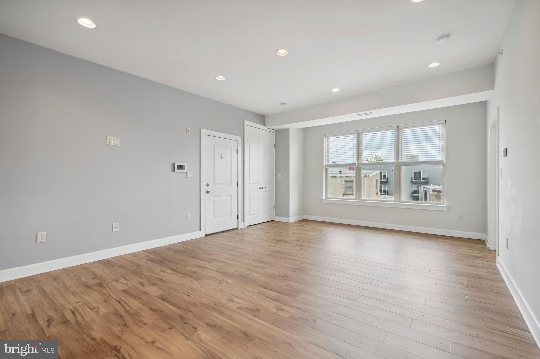 FAIRMOUNT - Residential