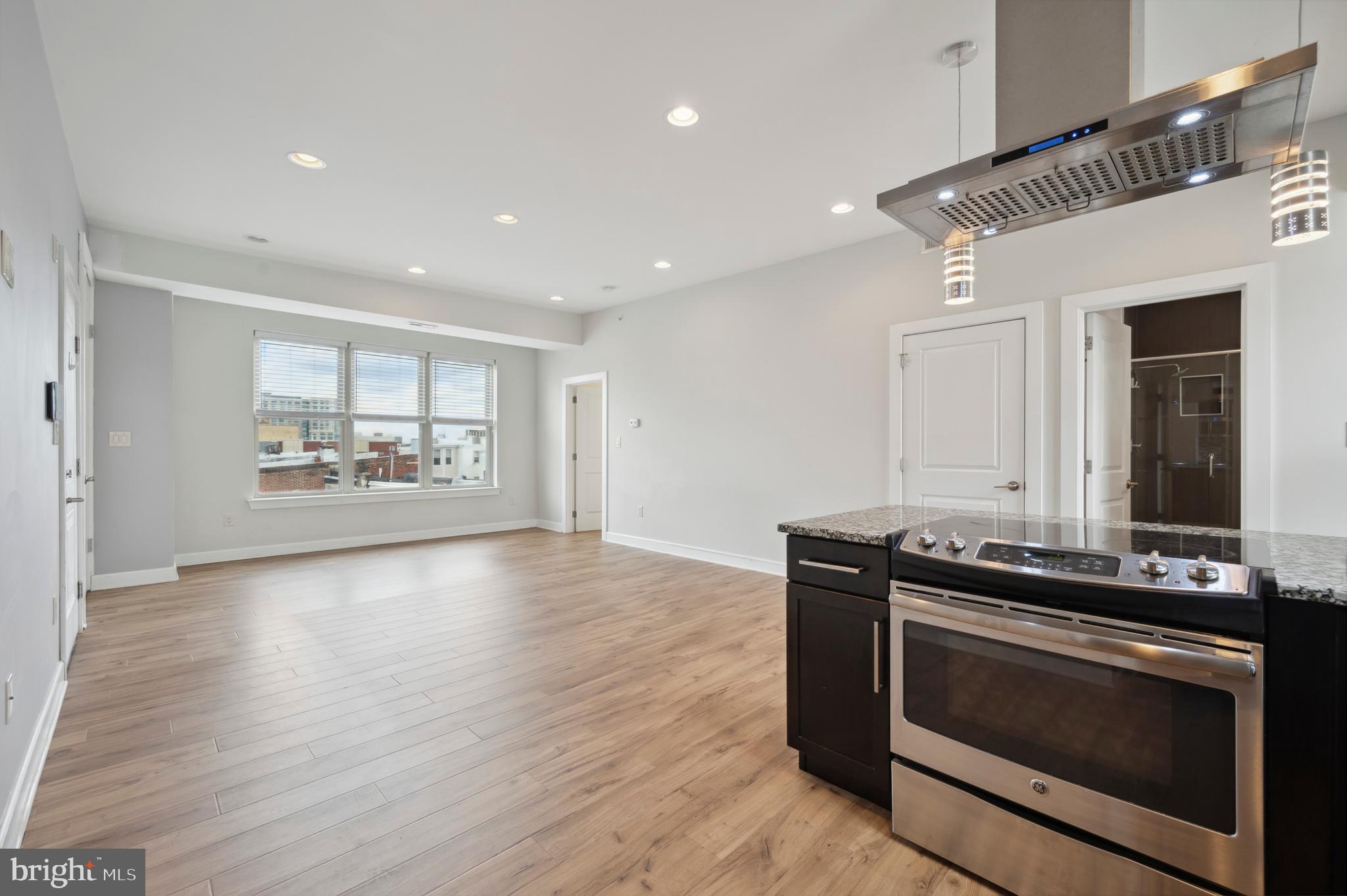 FAIRMOUNT - Residential