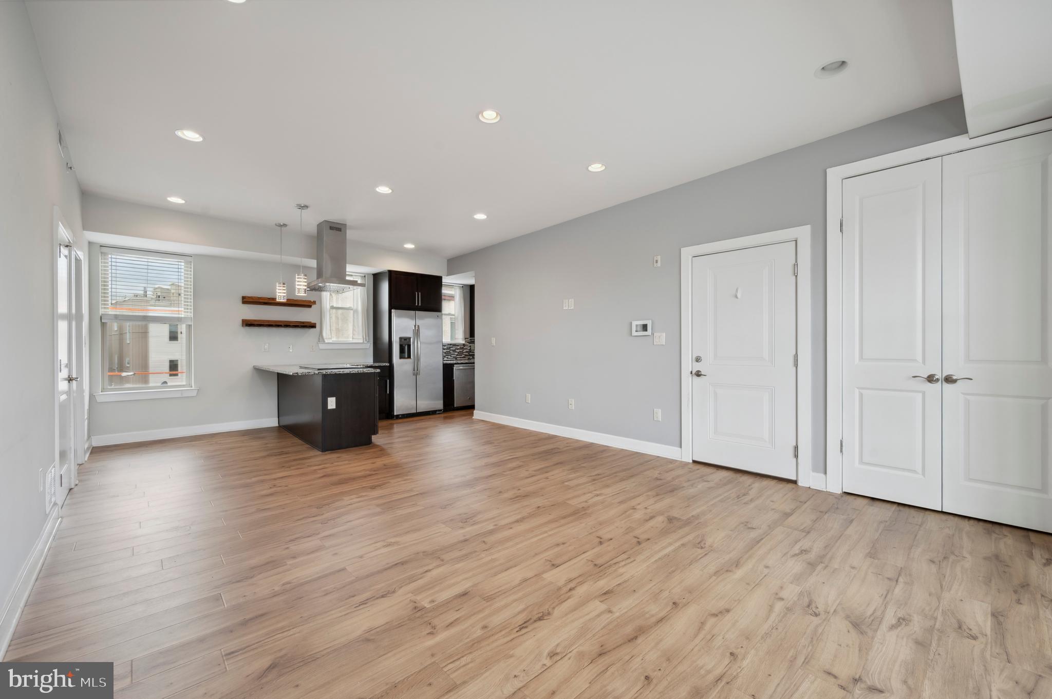 FAIRMOUNT - Residential