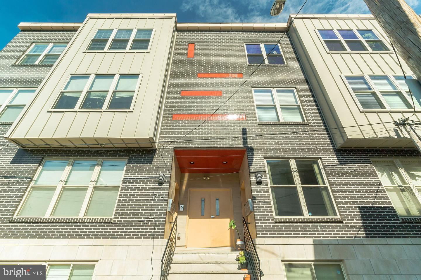 FAIRMOUNT - Residential