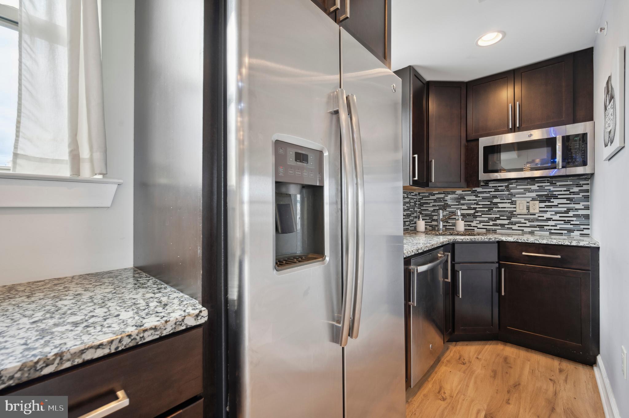 FAIRMOUNT - Residential