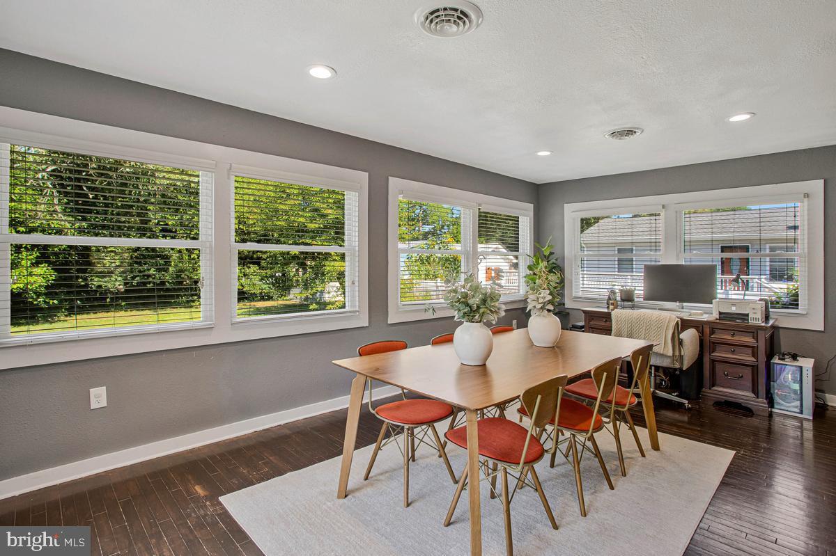 ROSE HAVEN - Residential