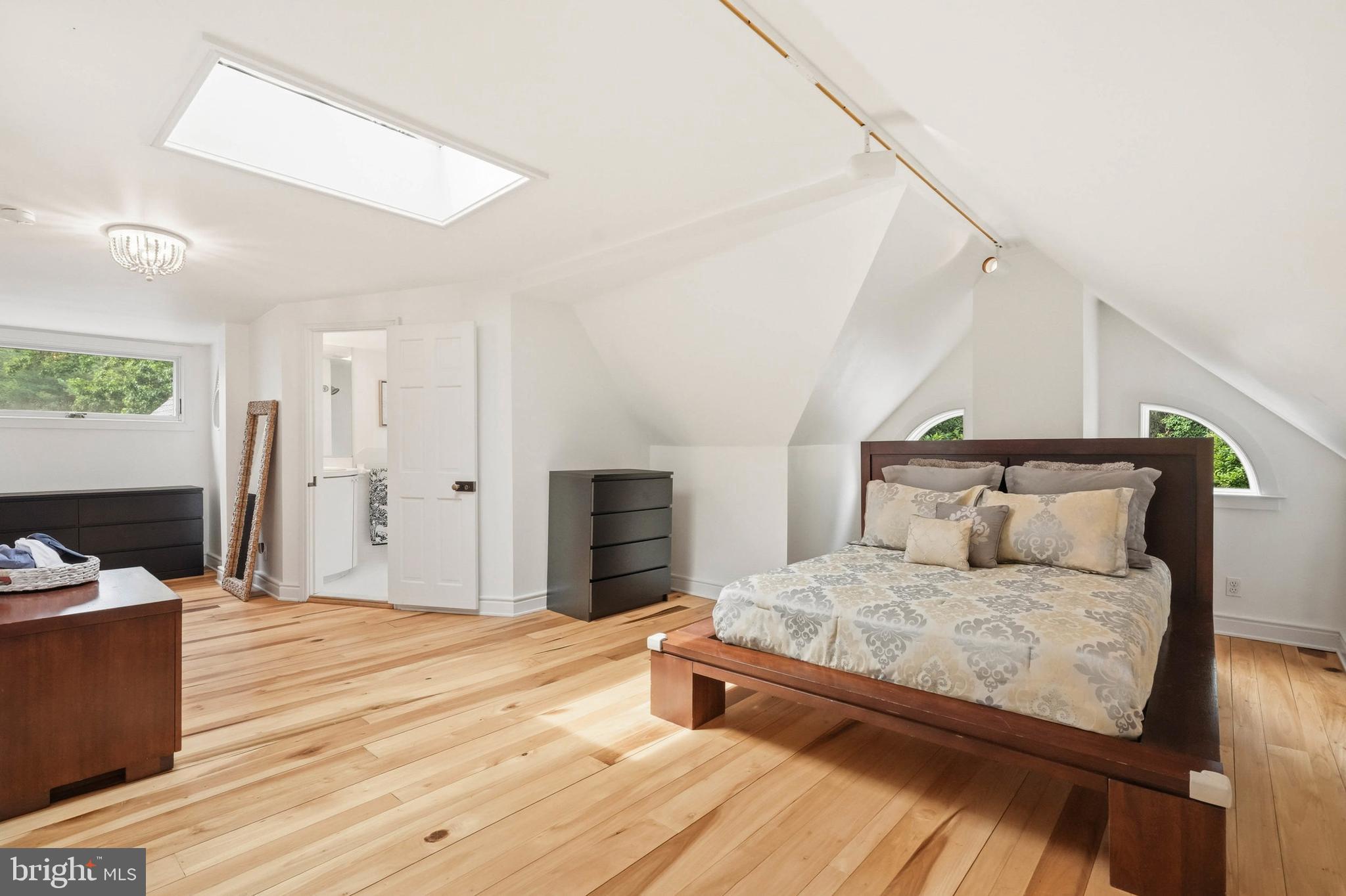 REISTERSTOWN - Residential