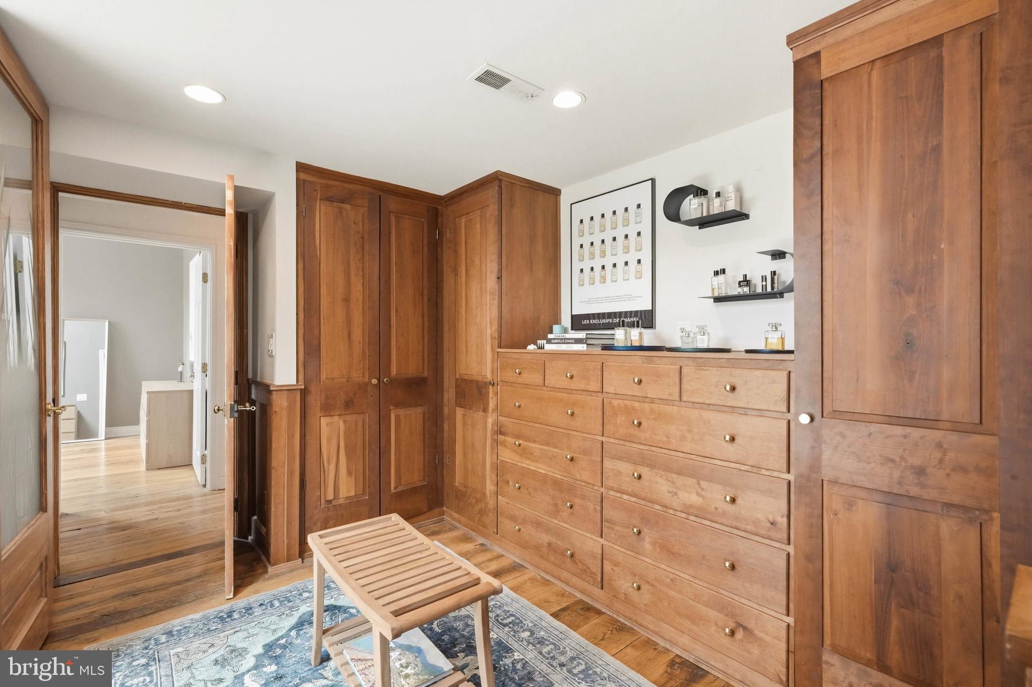 REISTERSTOWN - Residential