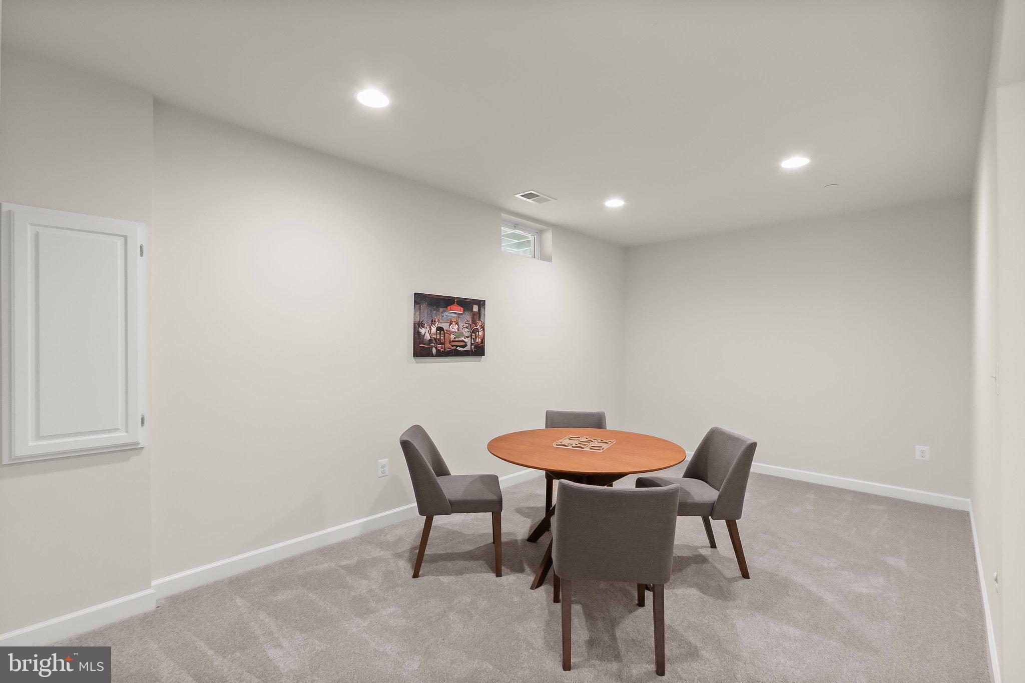 MAPLE LAWN - Residential