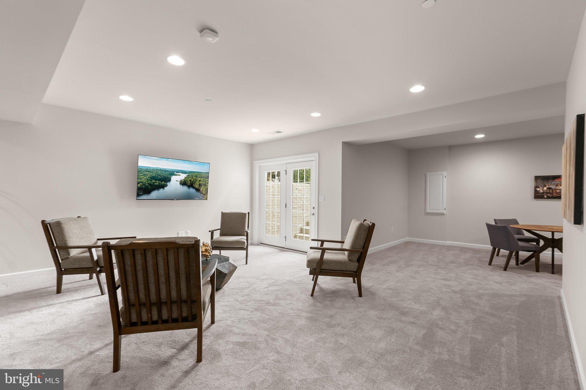 MAPLE LAWN - Residential
