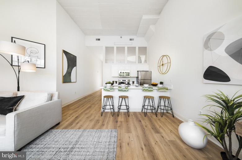 RITTENHOUSE SQUARE - Residential Lease
