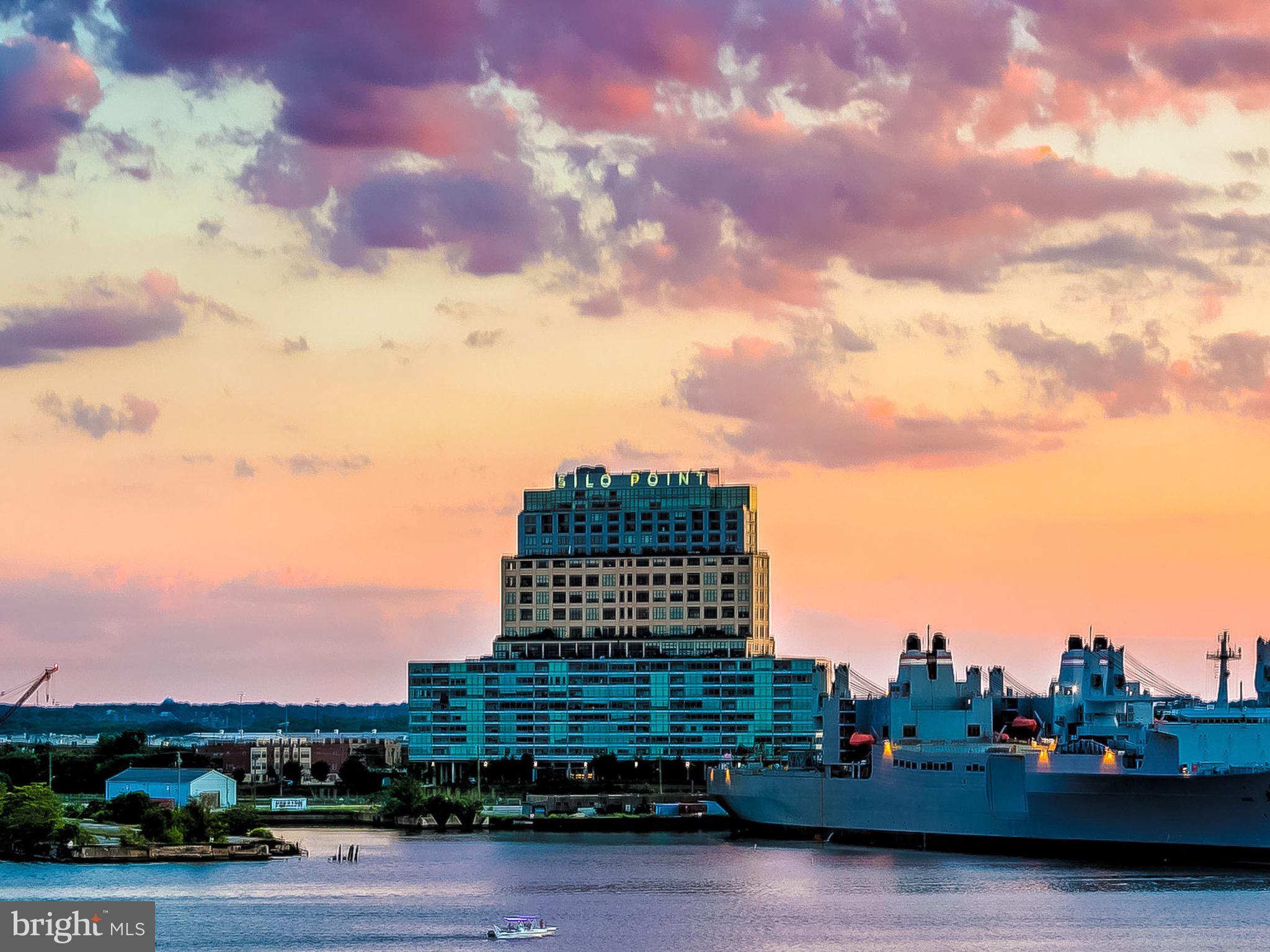 LOCUST POINT - Residential