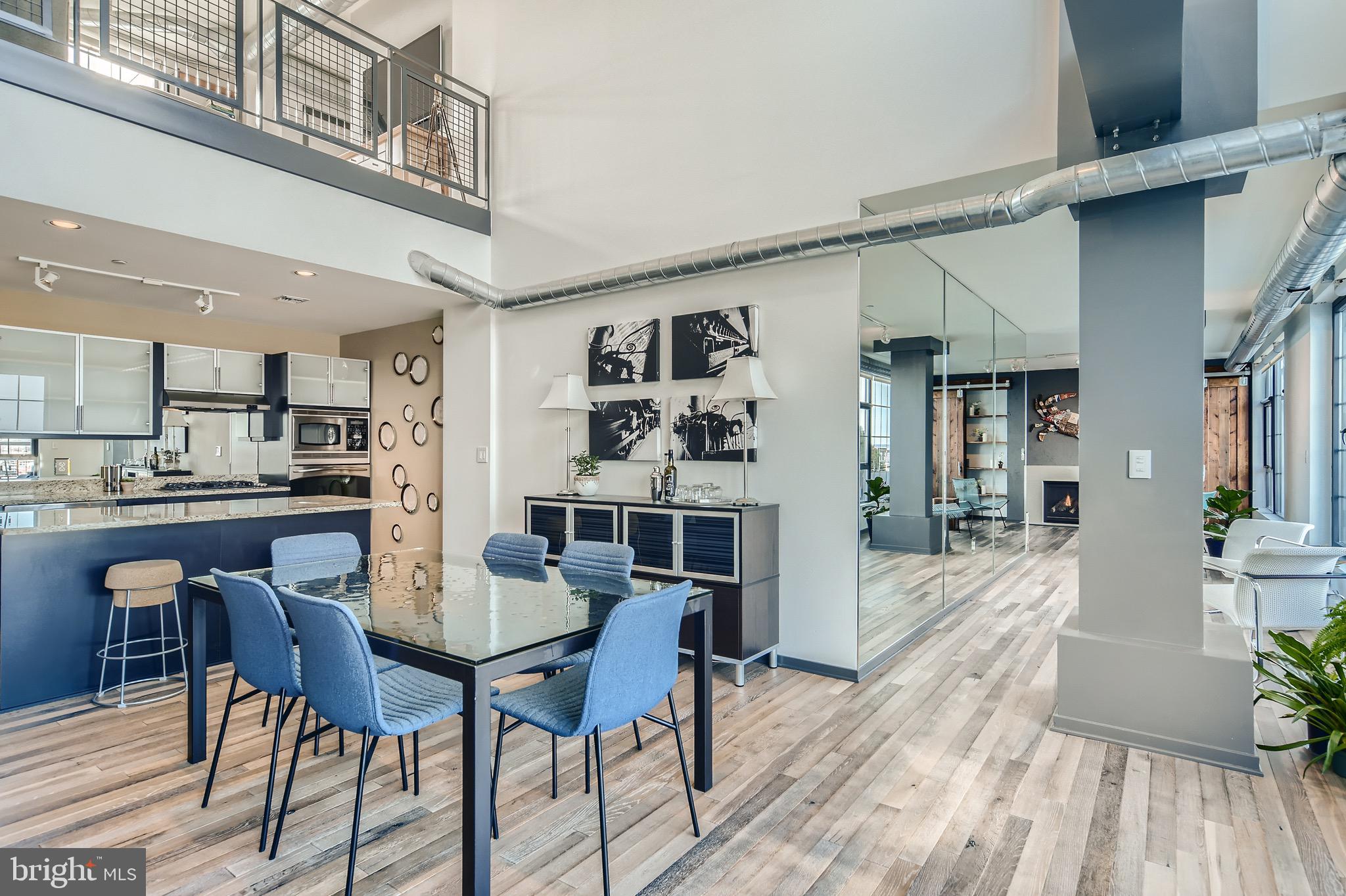 LOCUST POINT - Residential
