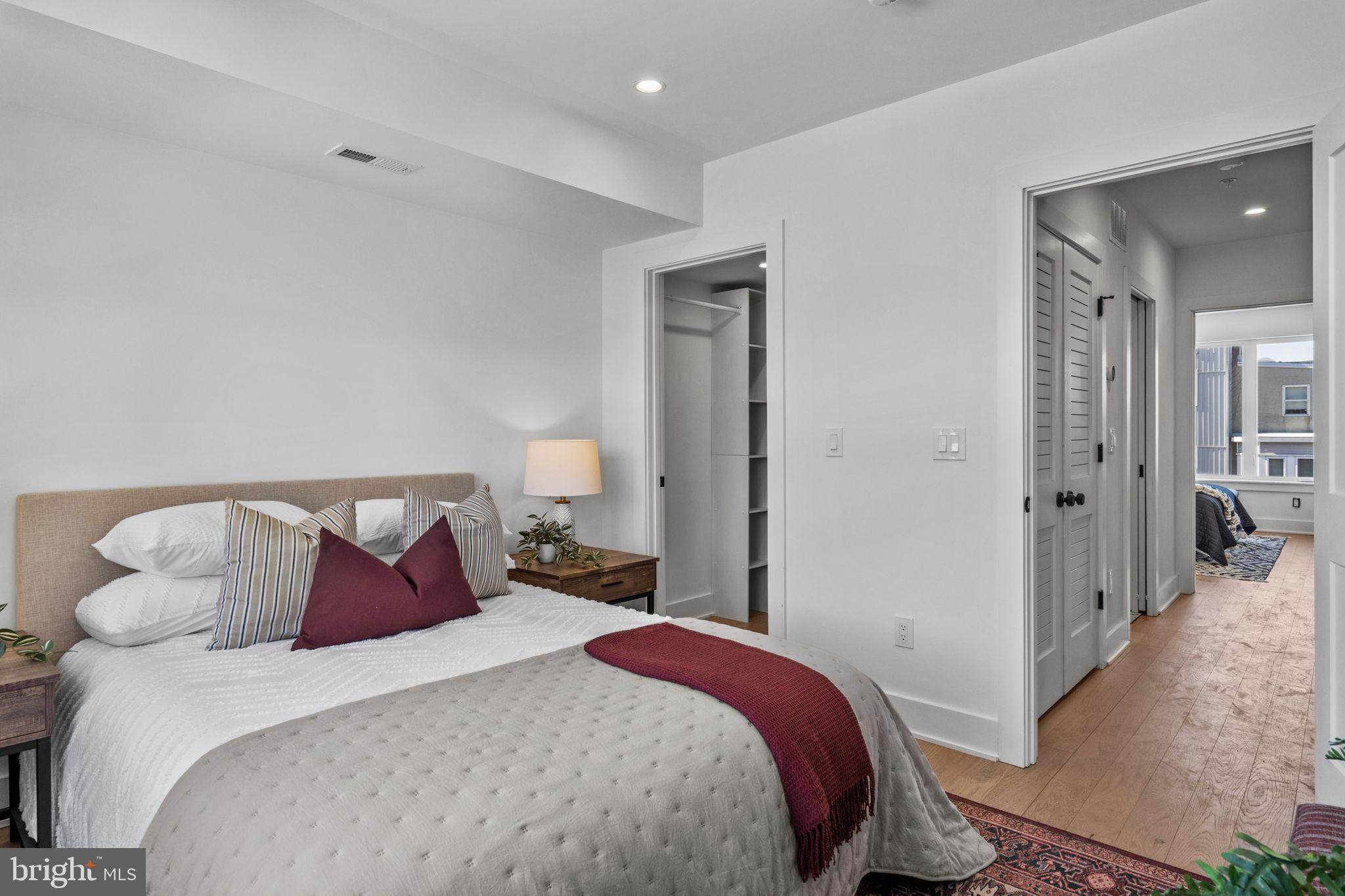 PHILADELPHIA - Residential