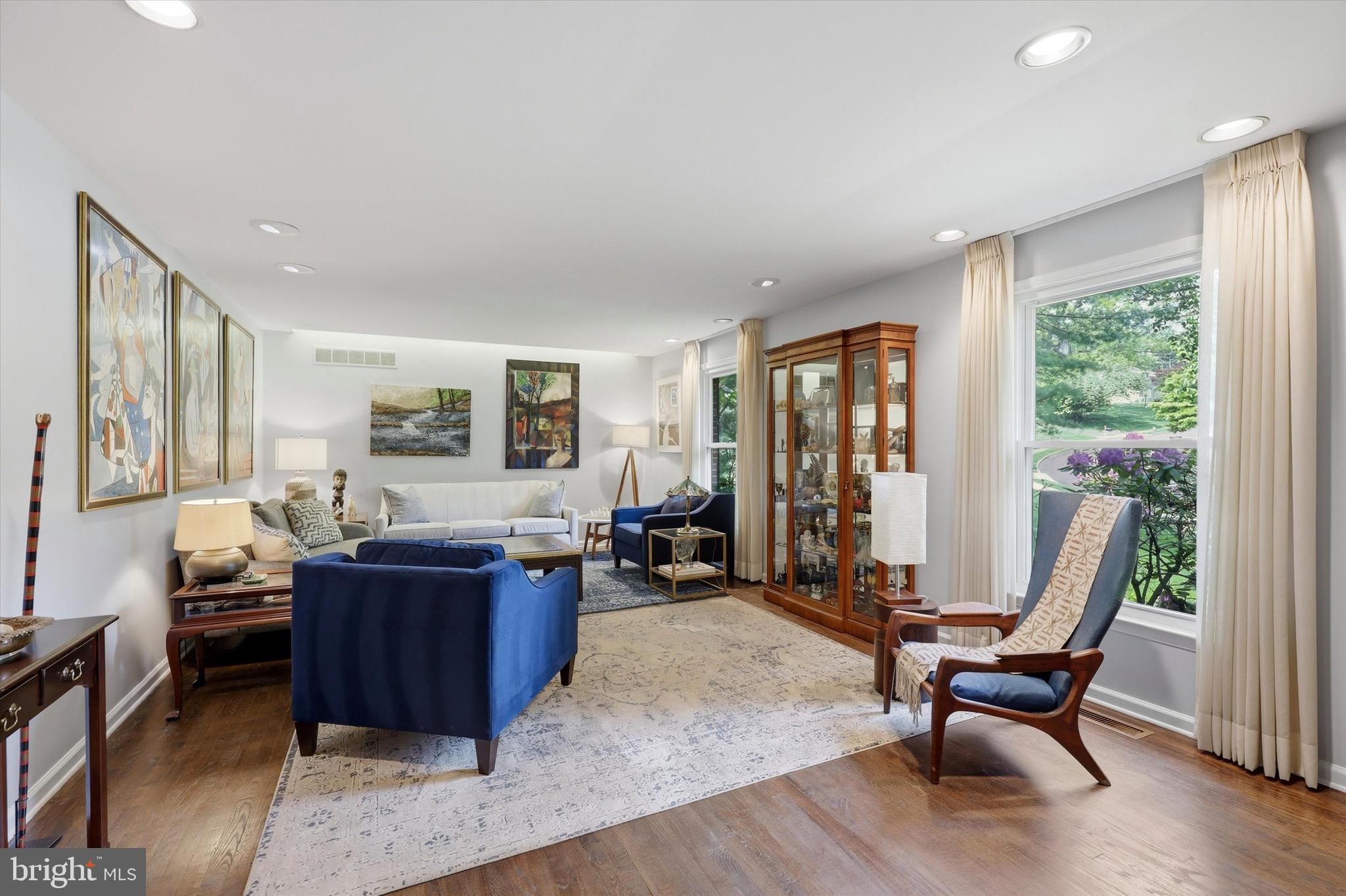 HUNTINGDON VALLEY - Residential