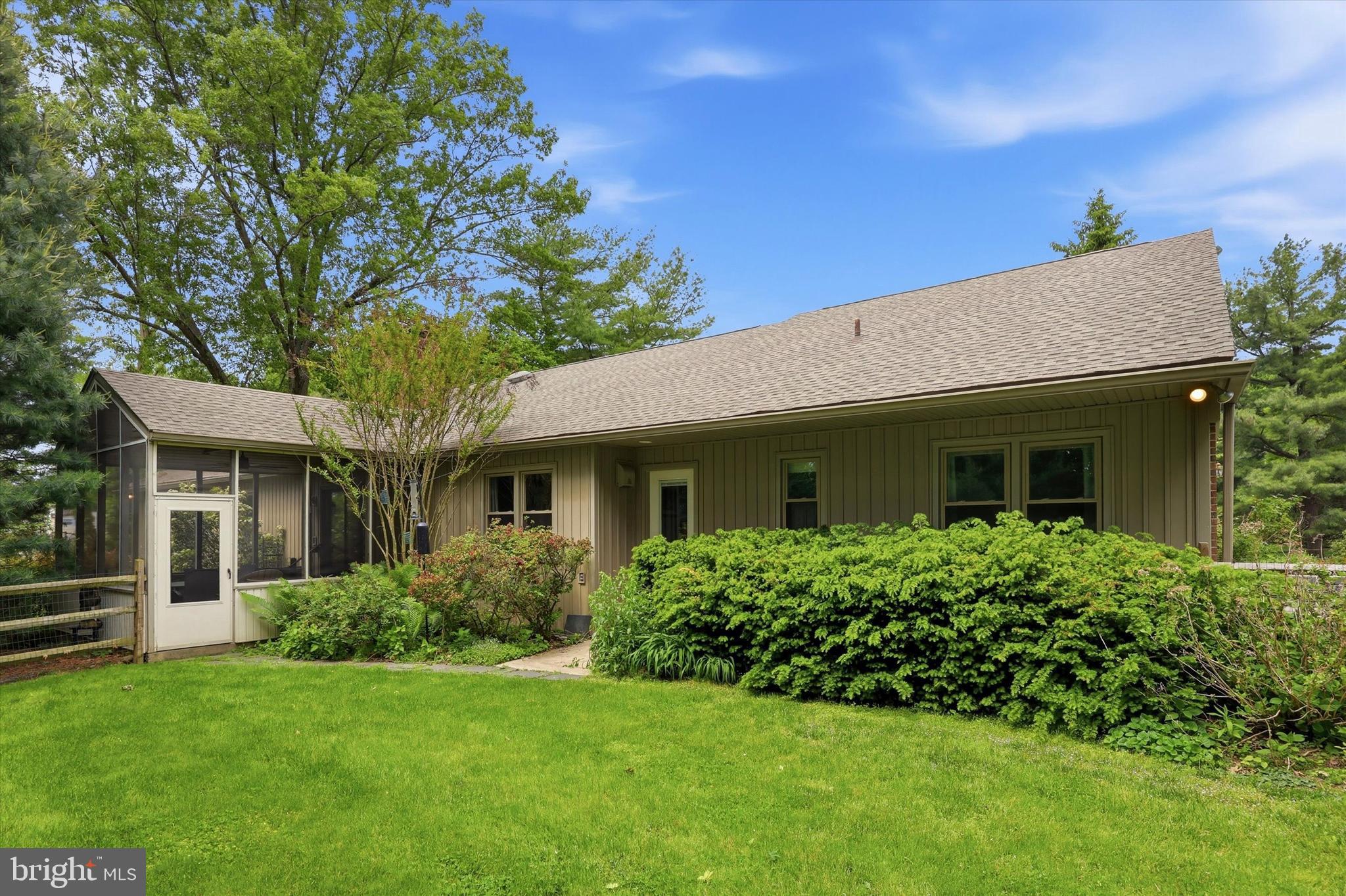 HUNTINGDON VALLEY - Residential
