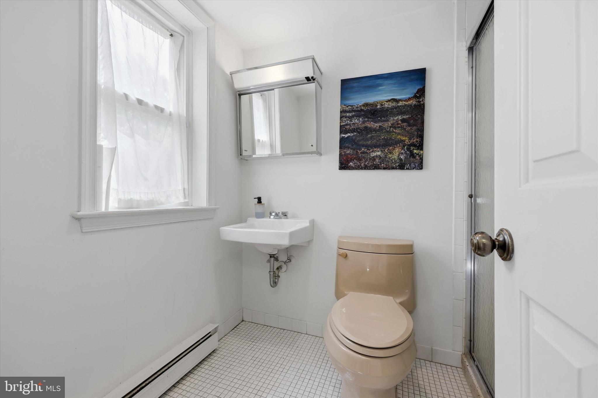 HUNTINGDON VALLEY - Residential