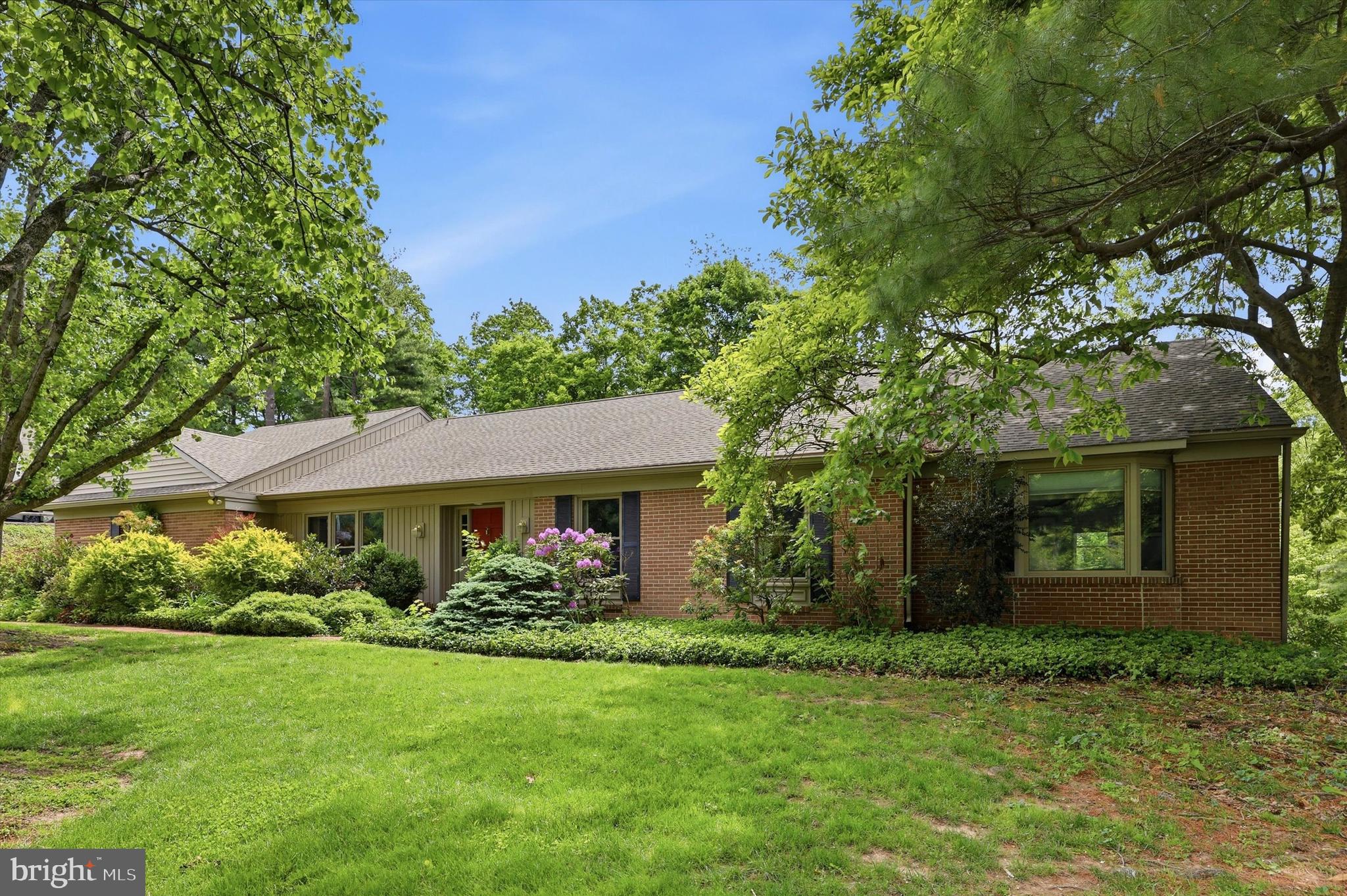 HUNTINGDON VALLEY - Residential