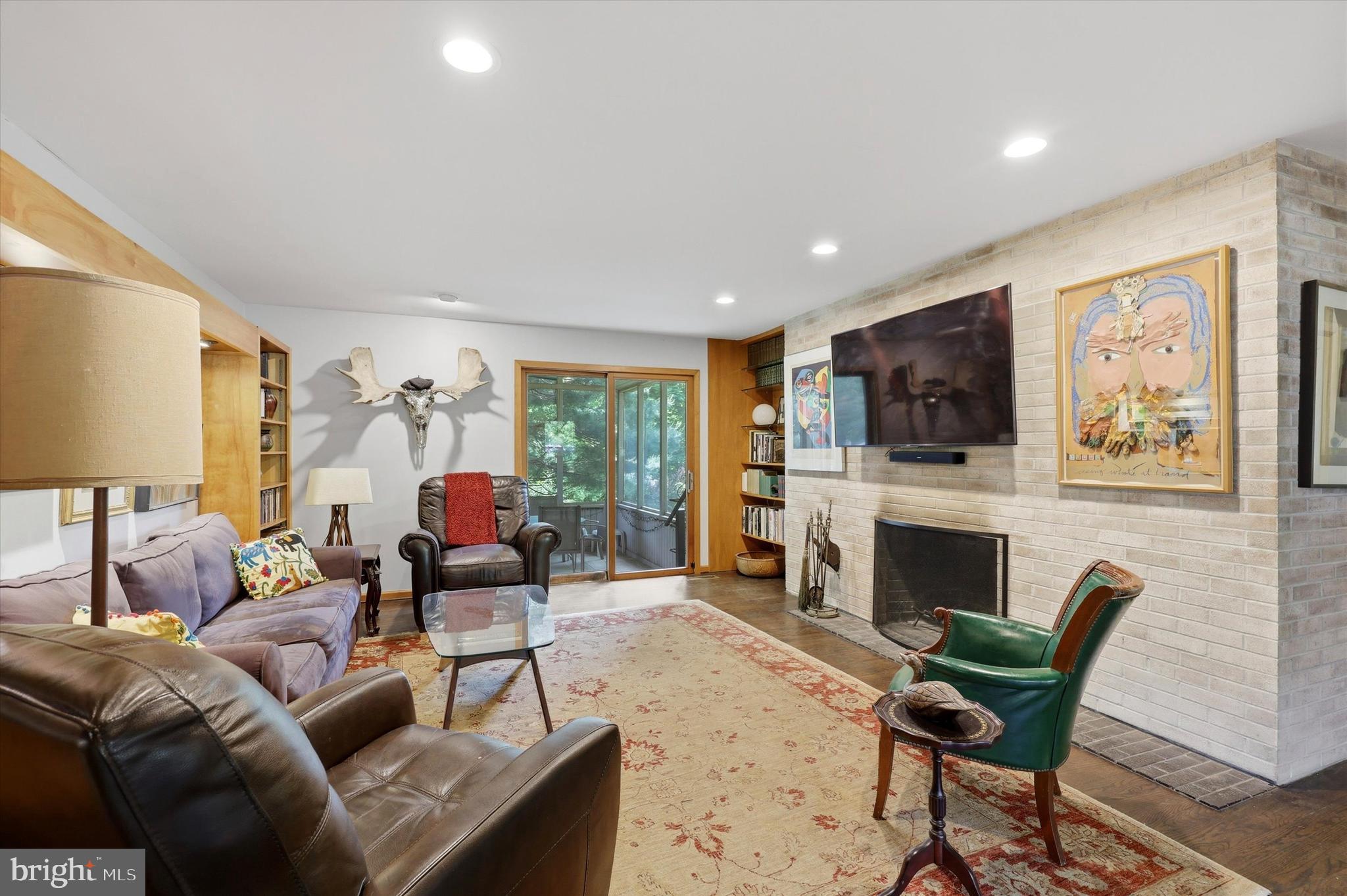 HUNTINGDON VALLEY - Residential
