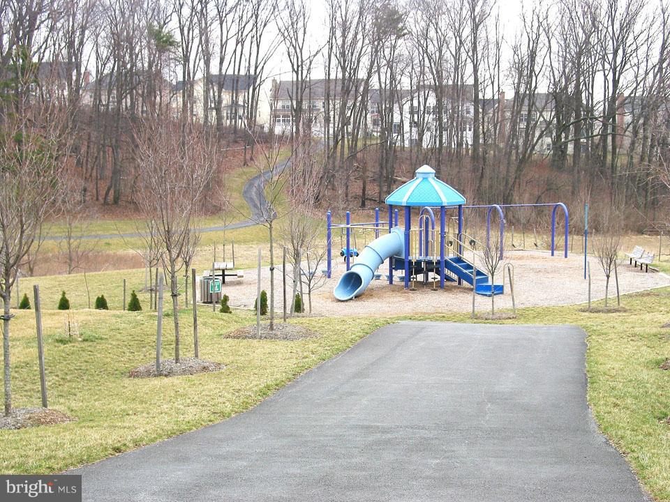 GREENWAY VILLAGE - Residential Lease