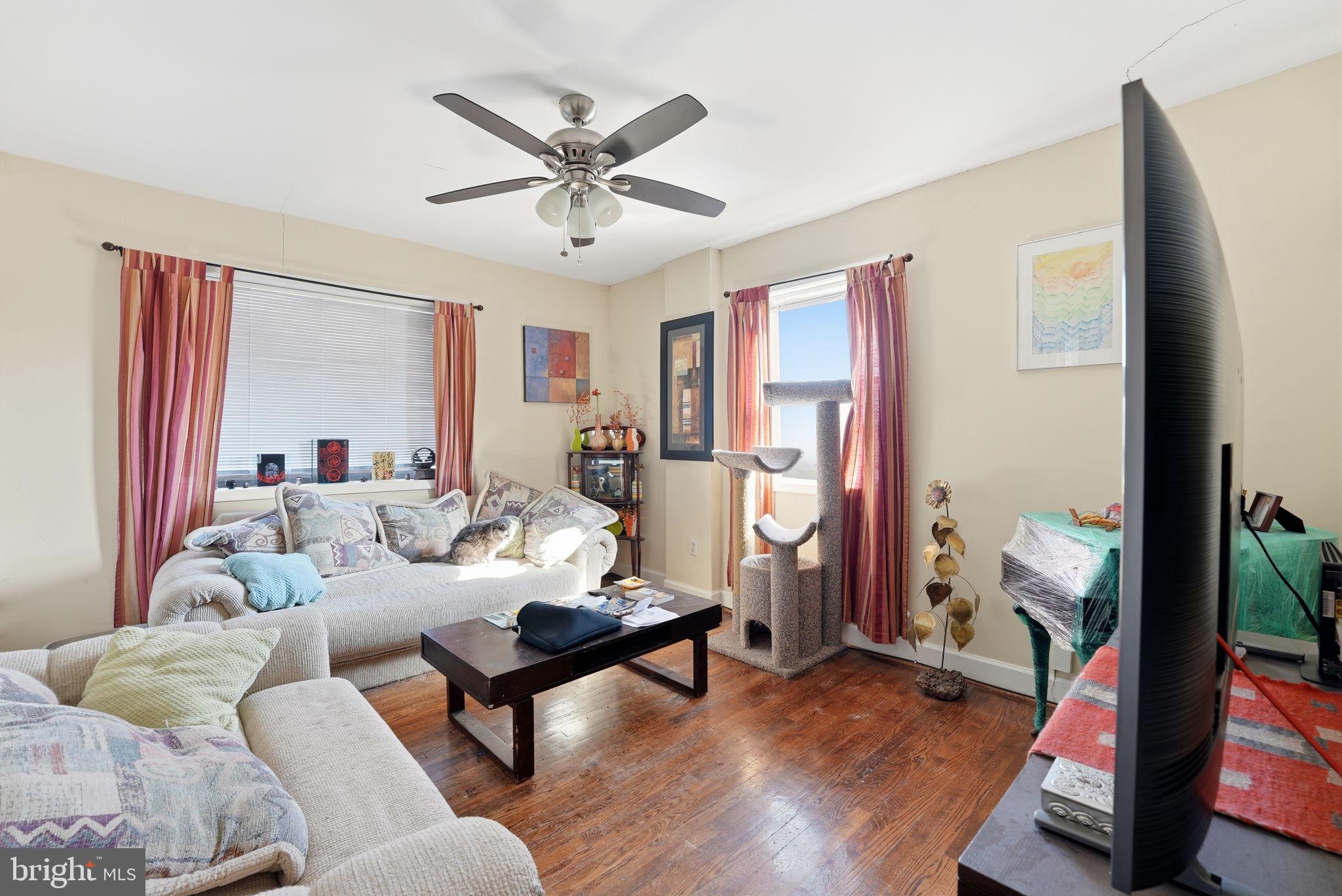BRENTWOOD - Residential Income
