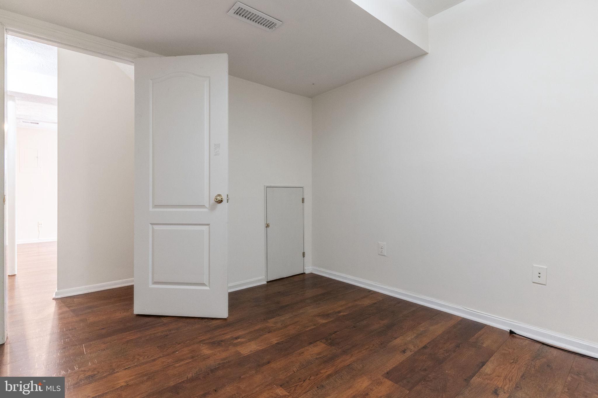 WINTER HILL - Residential Lease