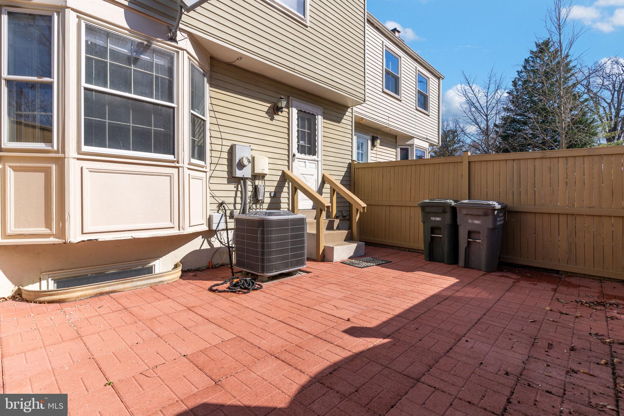 WINTER HILL - Residential Lease
