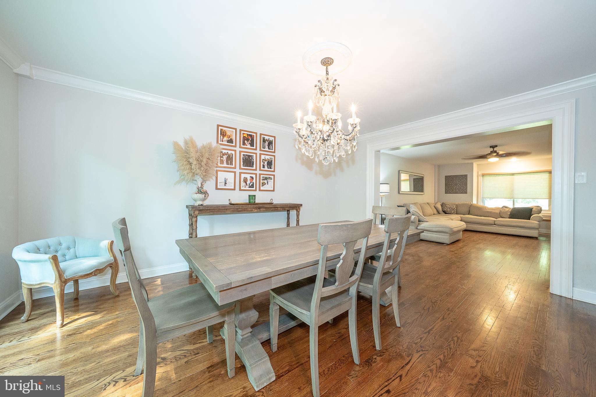 MEADOW BROOK - Residential