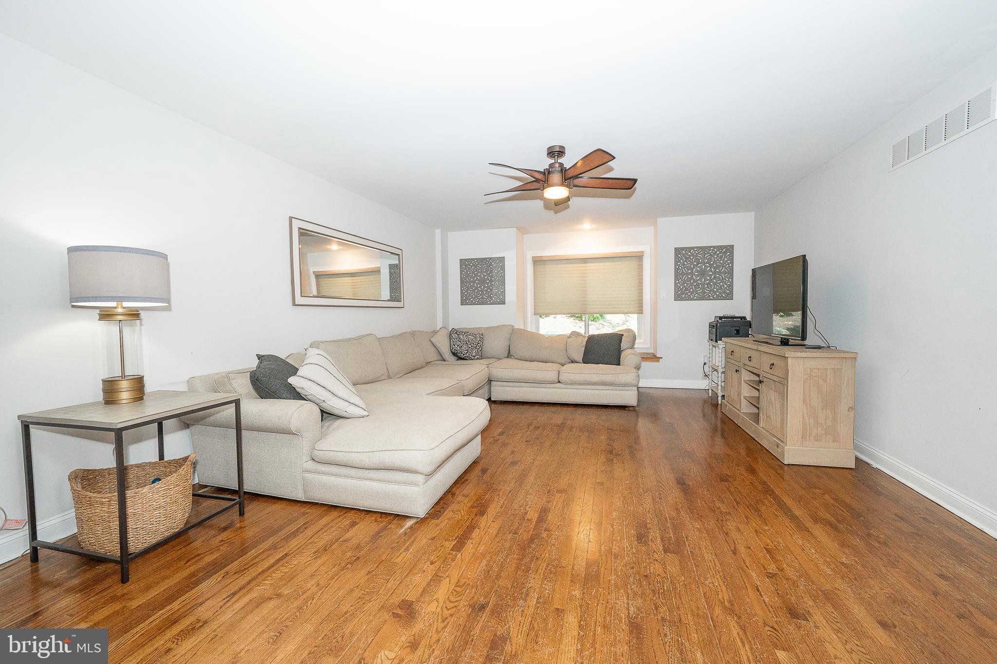 MEADOW BROOK - Residential