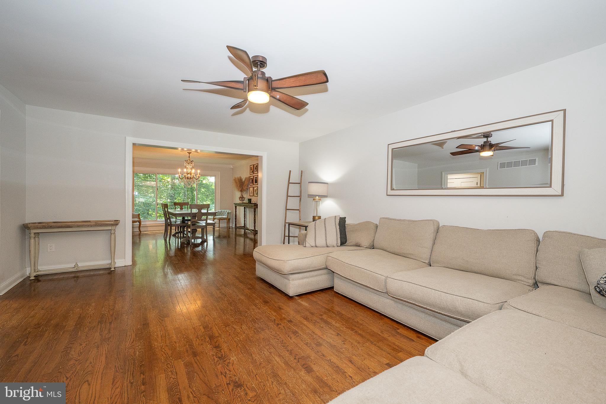 MEADOW BROOK - Residential