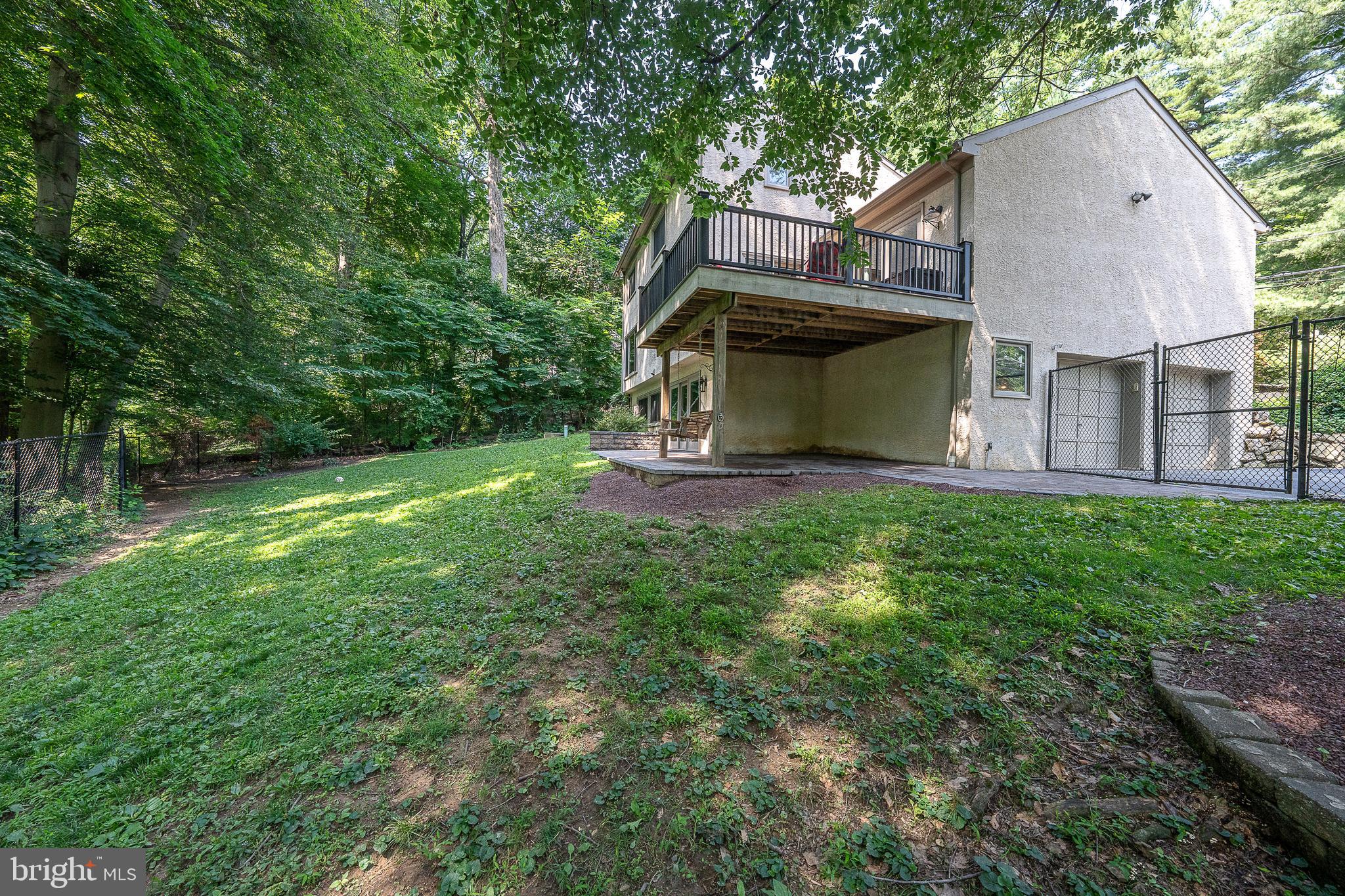 MEADOW BROOK - Residential