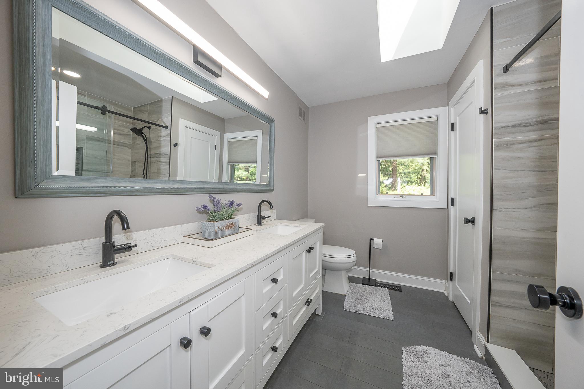 MEADOW BROOK - Residential