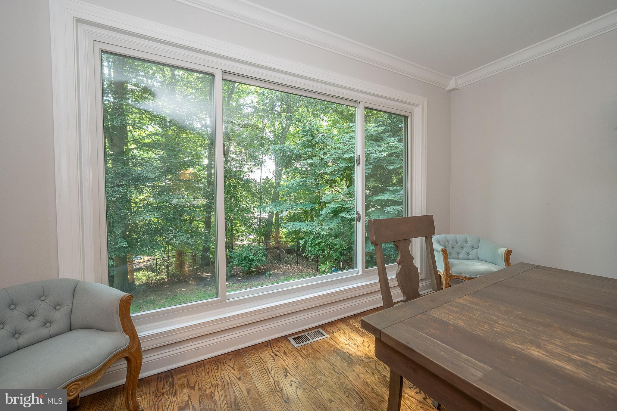 MEADOW BROOK - Residential