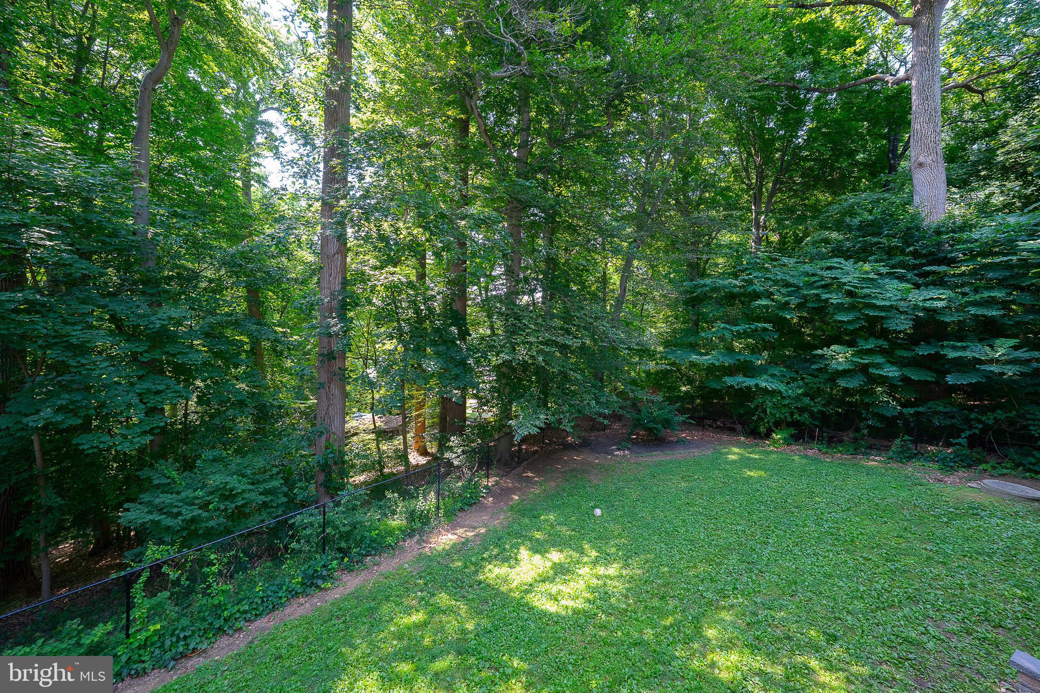 MEADOW BROOK - Residential