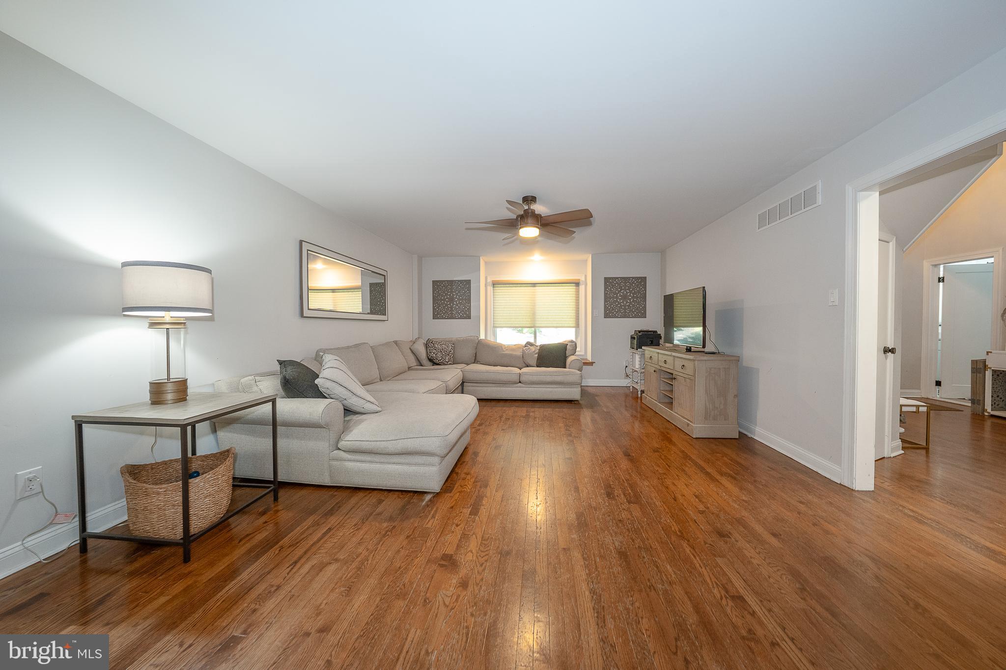 MEADOW BROOK - Residential