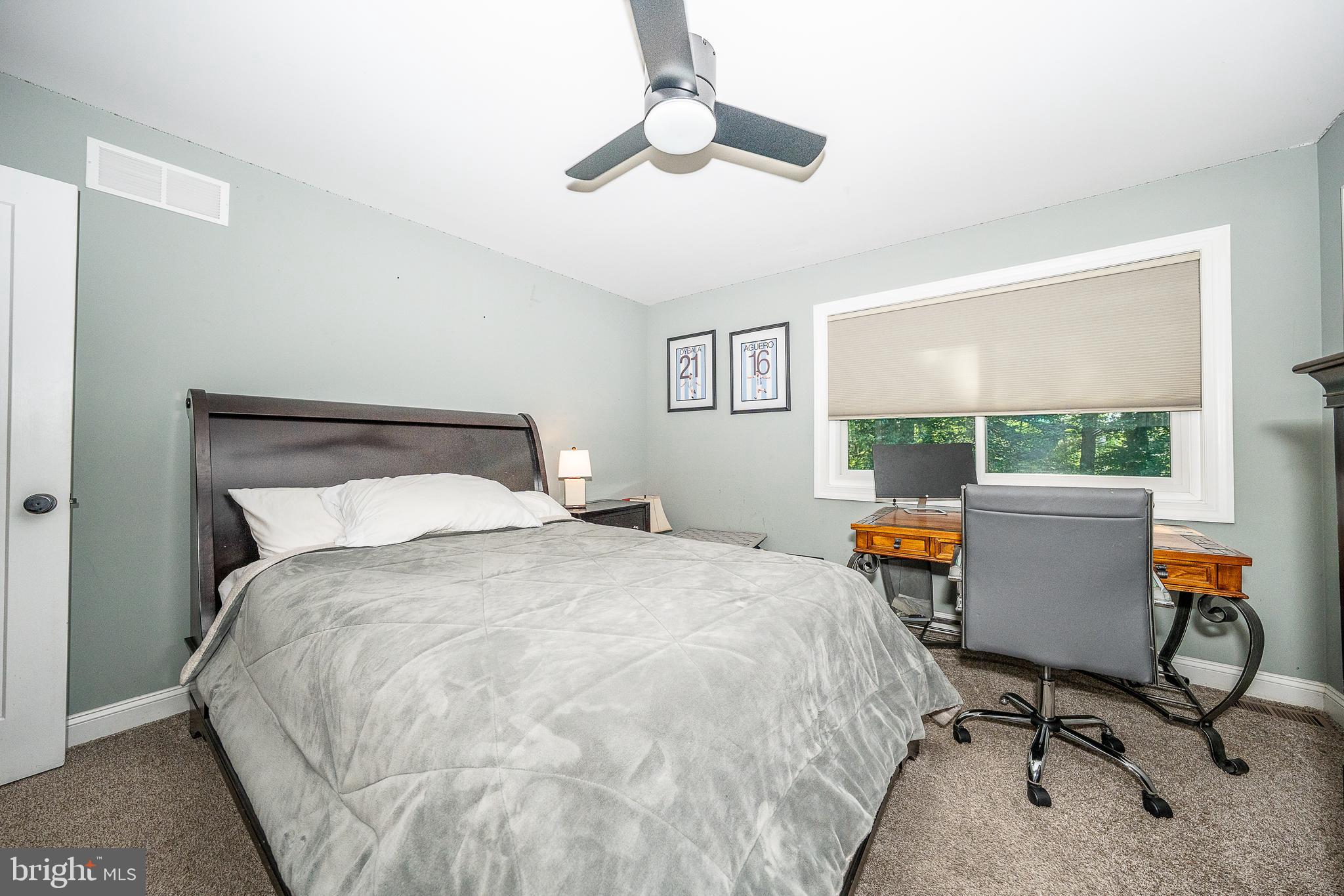 MEADOW BROOK - Residential