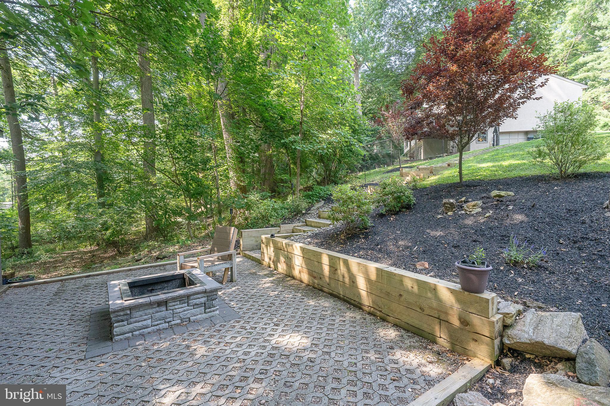 MEADOW BROOK - Residential