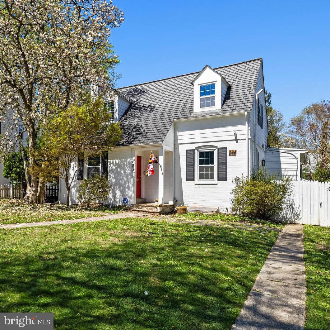ROLAND PARK - Residential