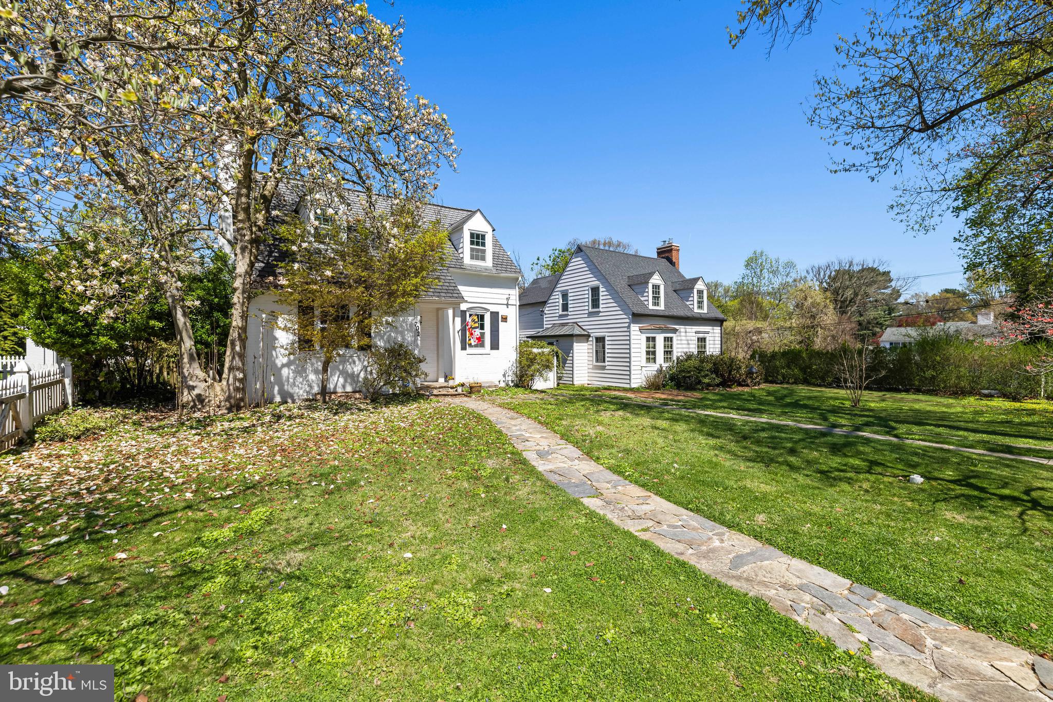 ROLAND PARK - Residential