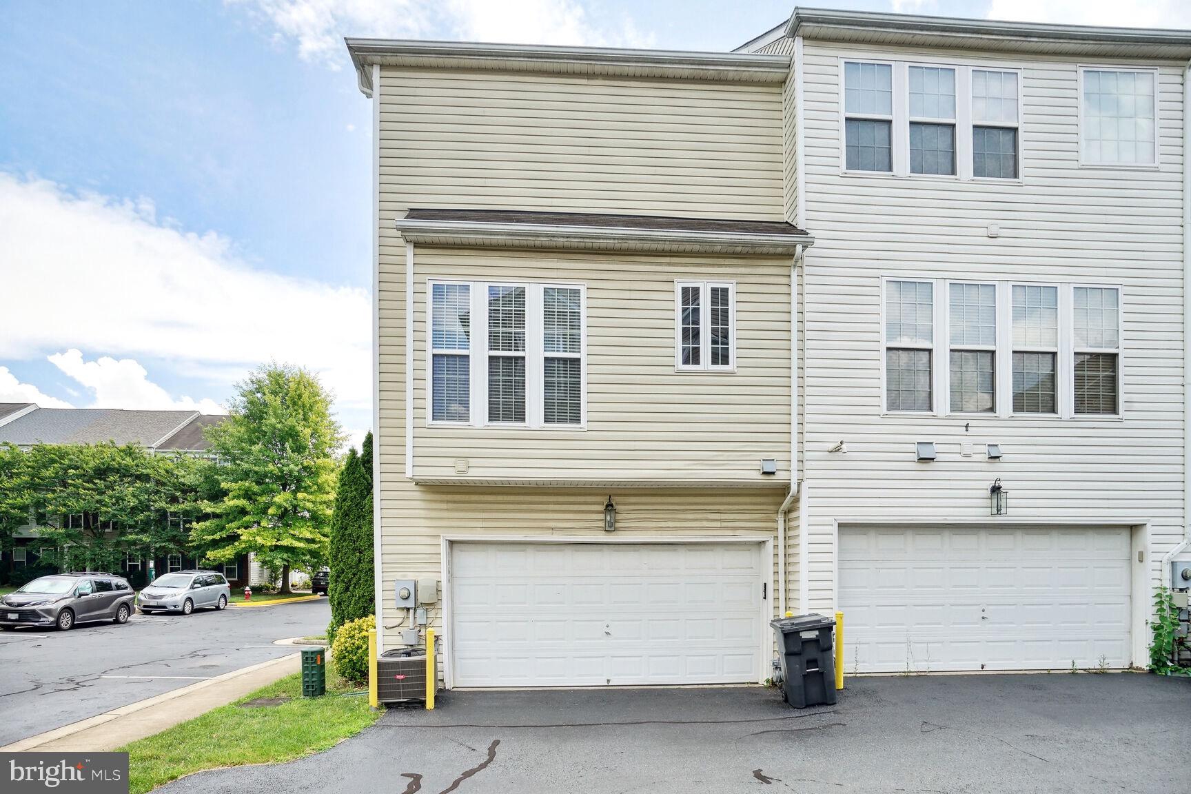 FAIRCREST - Residential