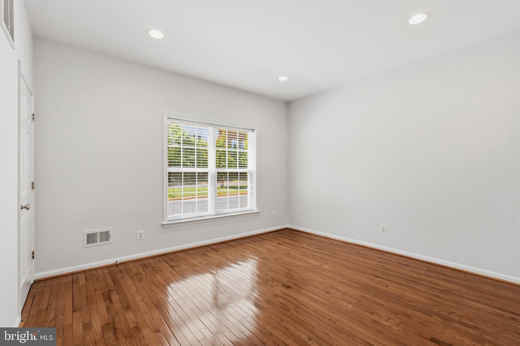 FAIRCREST - Residential