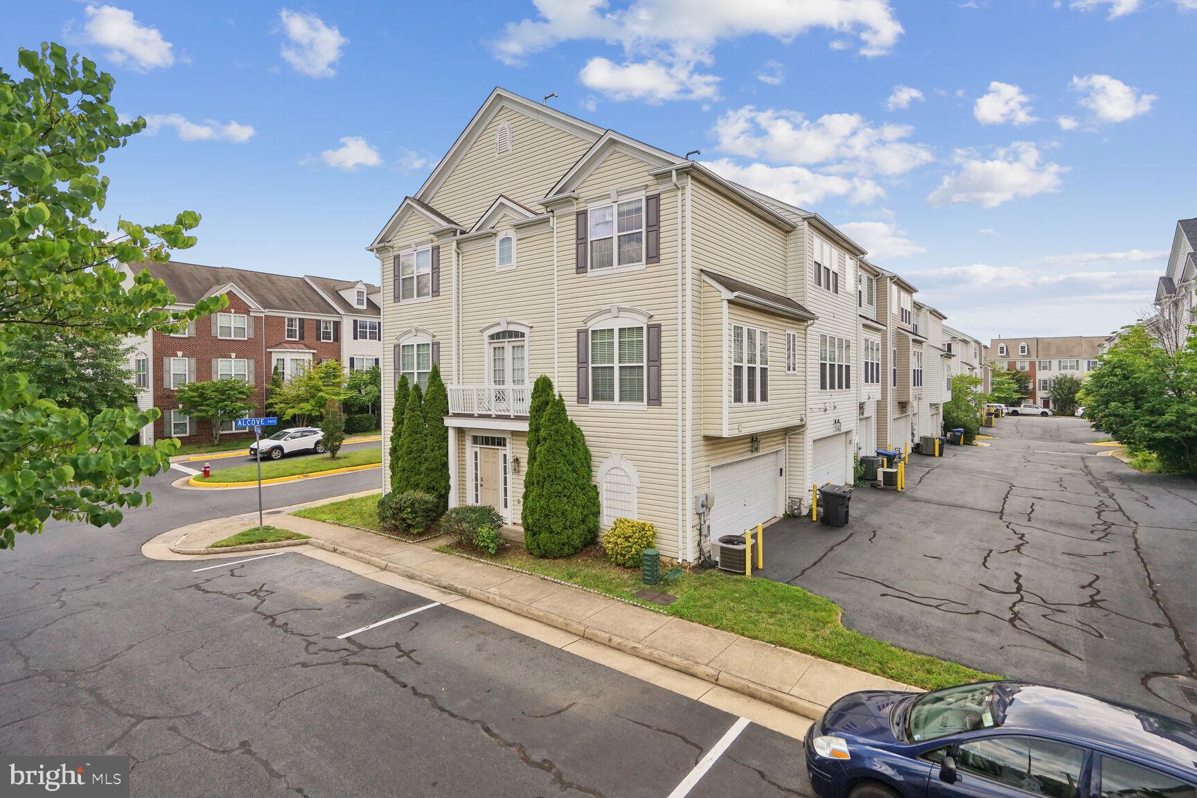 FAIRCREST - Residential