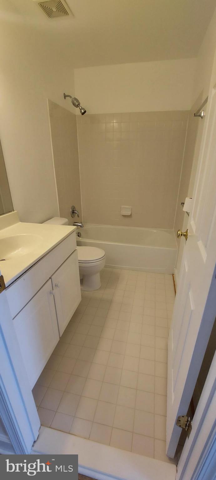 SUMMERFIELD CROSSING - Residential Lease