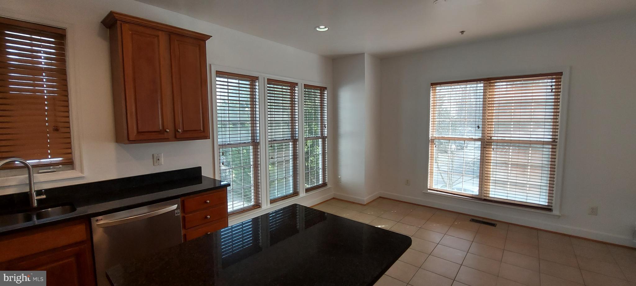 SUMMERFIELD CROSSING - Residential Lease