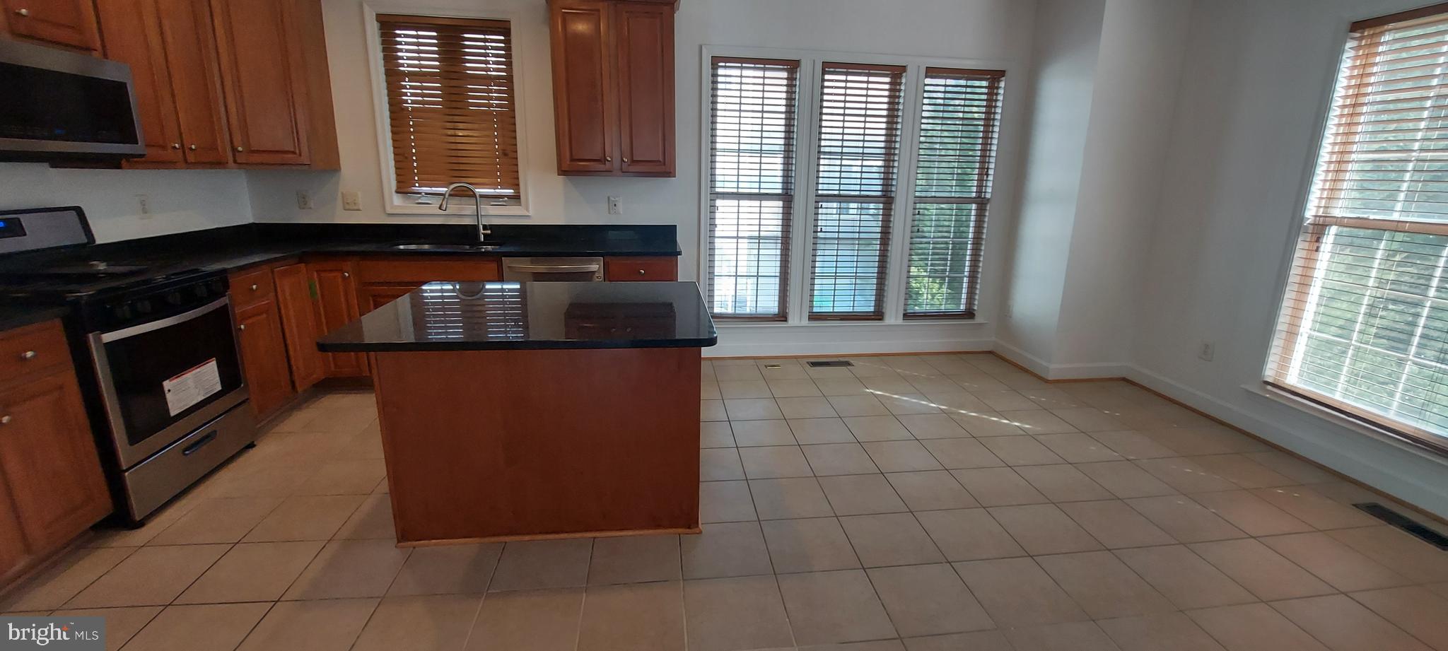 SUMMERFIELD CROSSING - Residential Lease