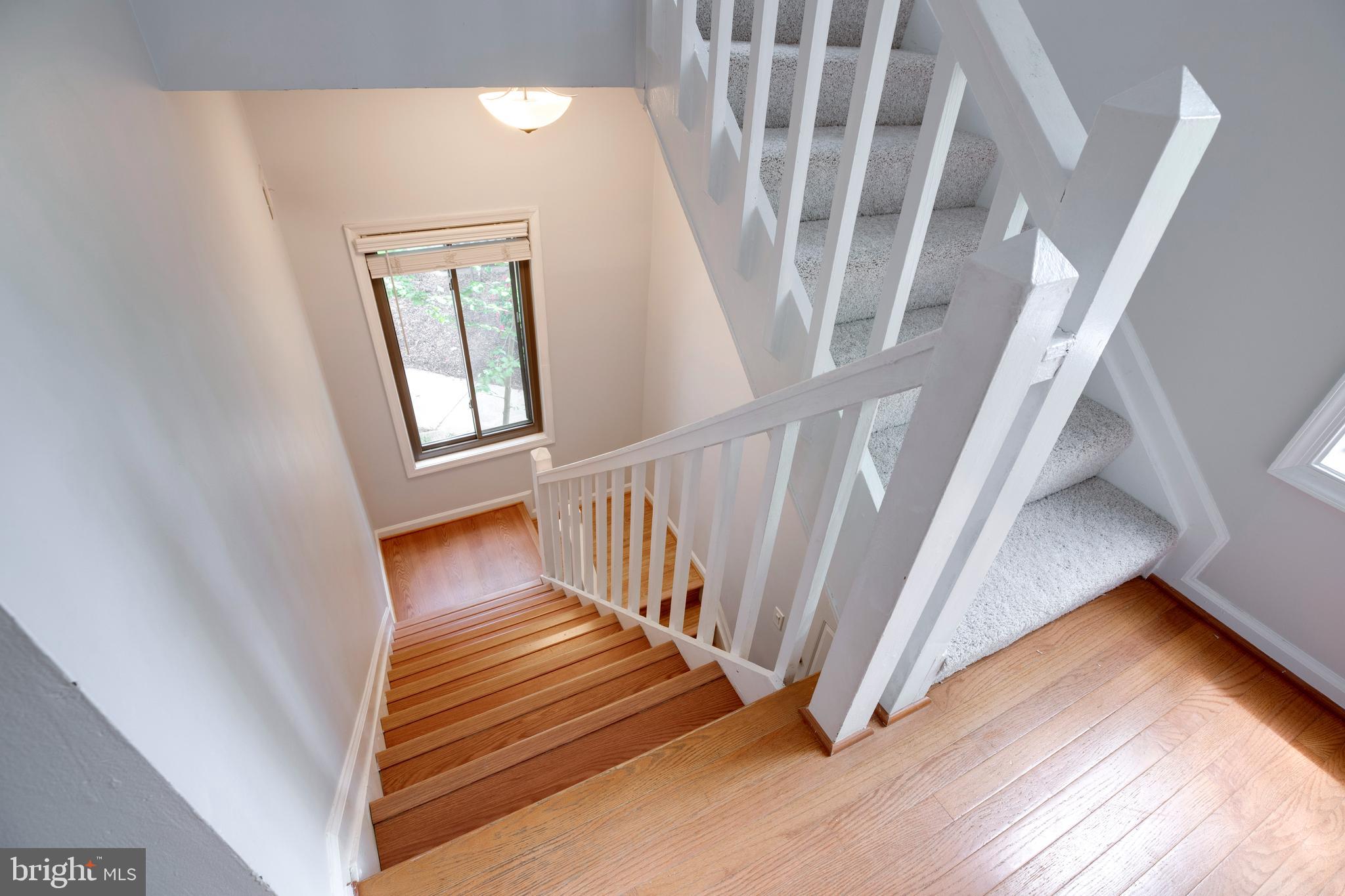 HUNTERS CROSSING - Residential