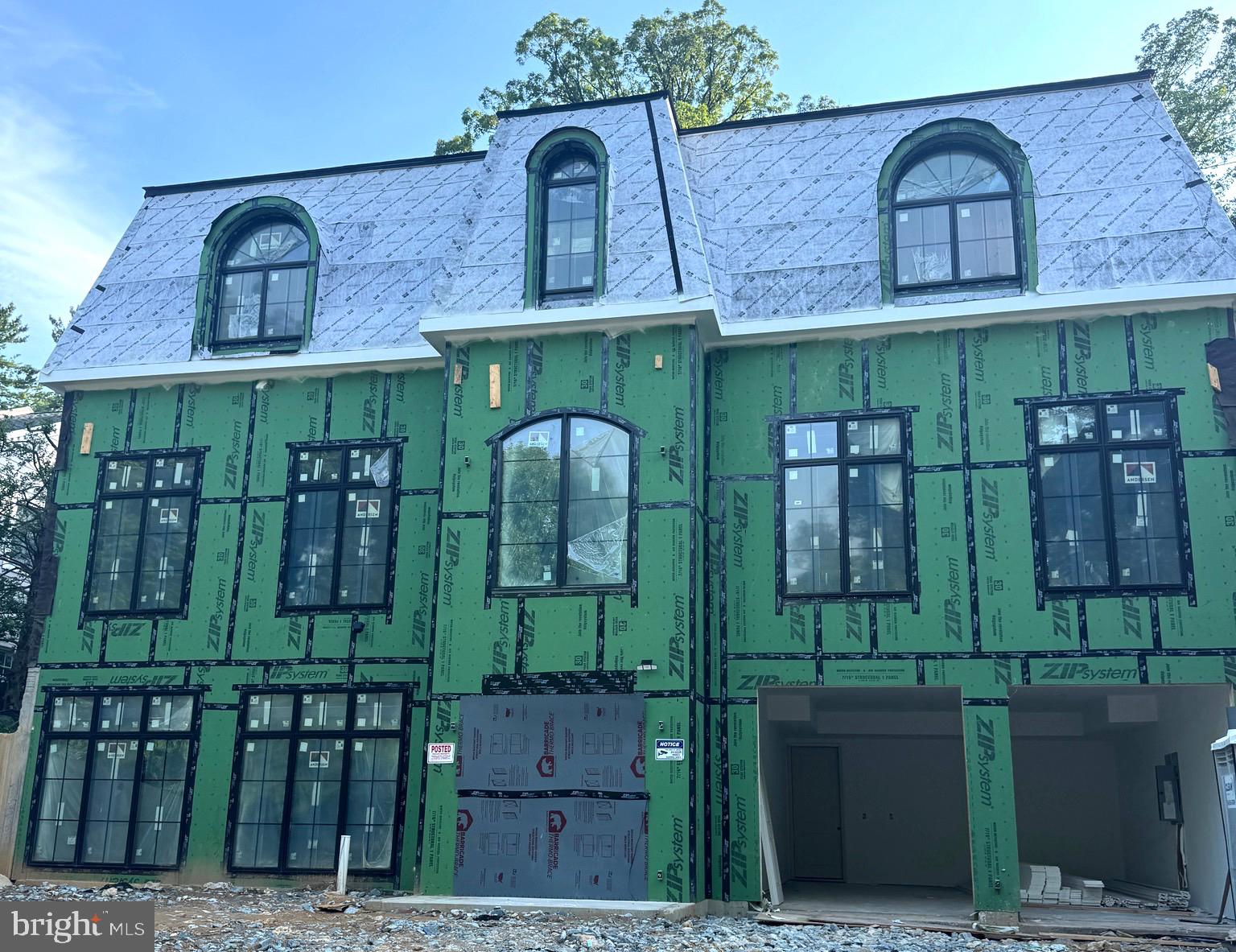 YORKTOWN - Residential