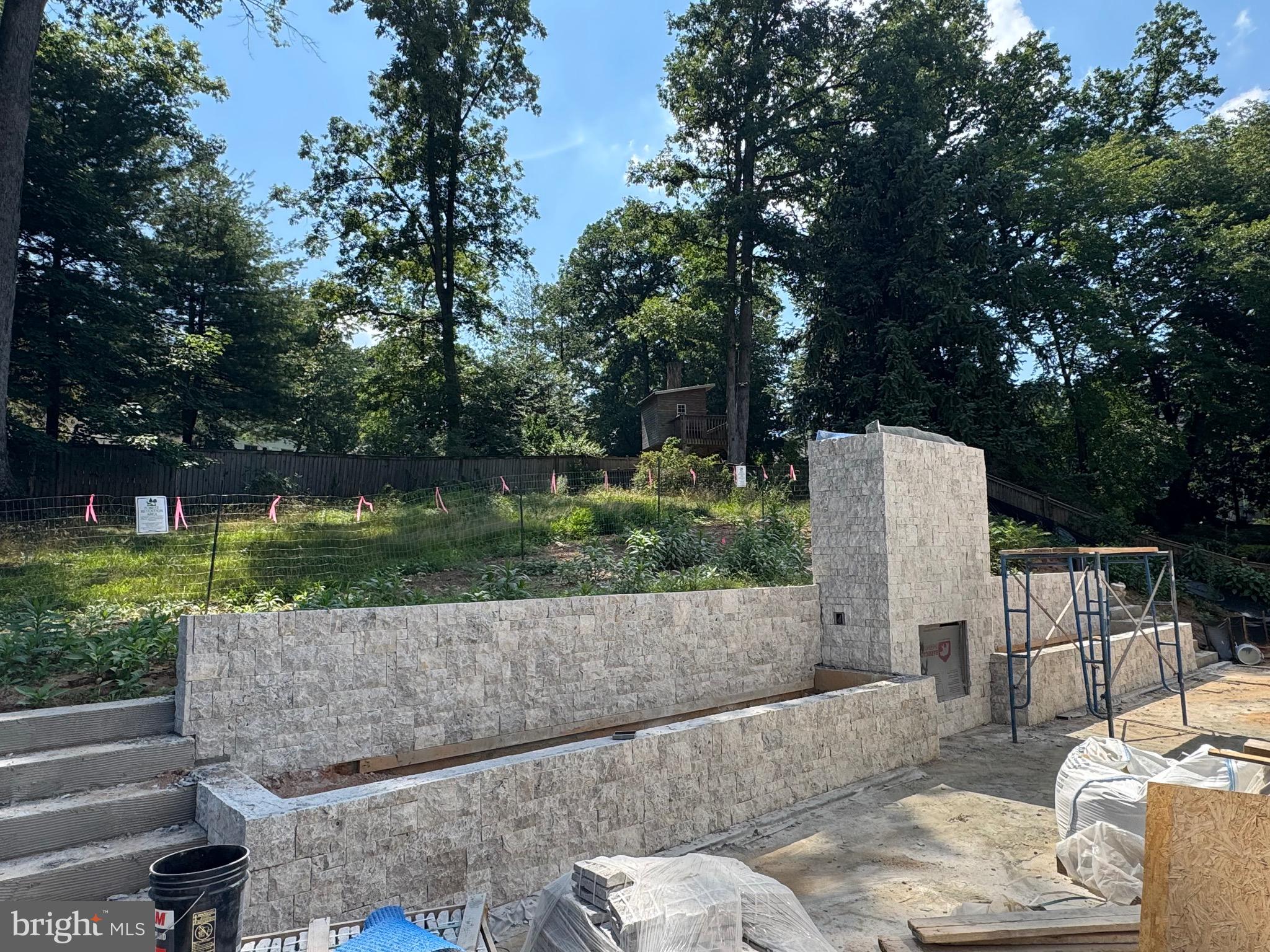 YORKTOWN - Residential