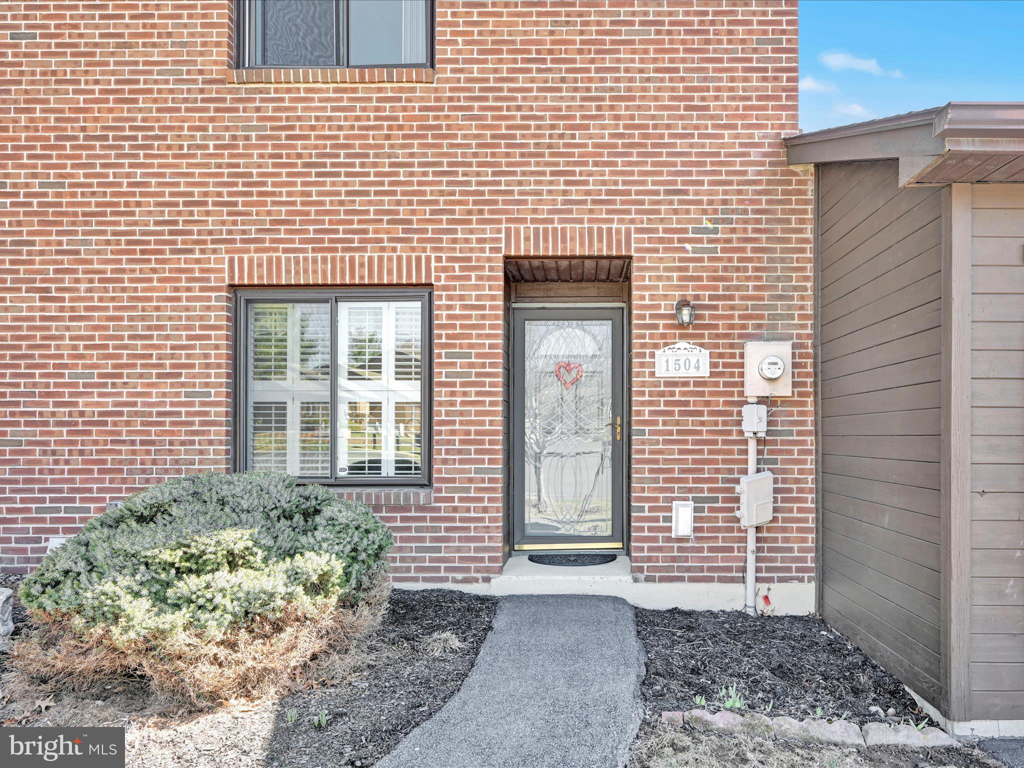 PINE BROOK - Residential