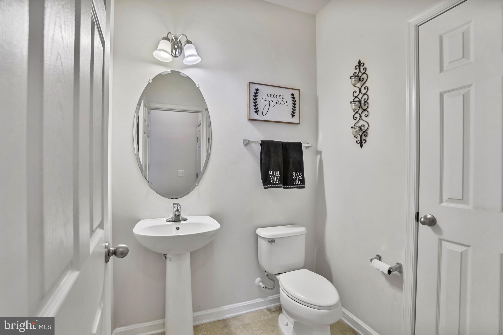 LEE SQUARE - Residential