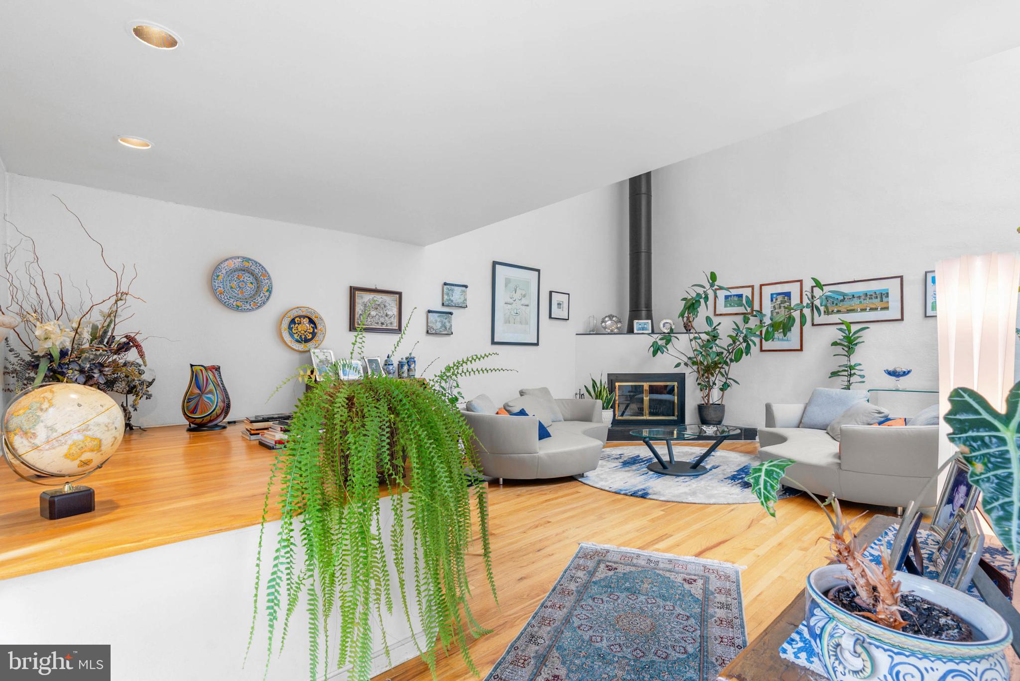 SOCIETY HILL - Residential