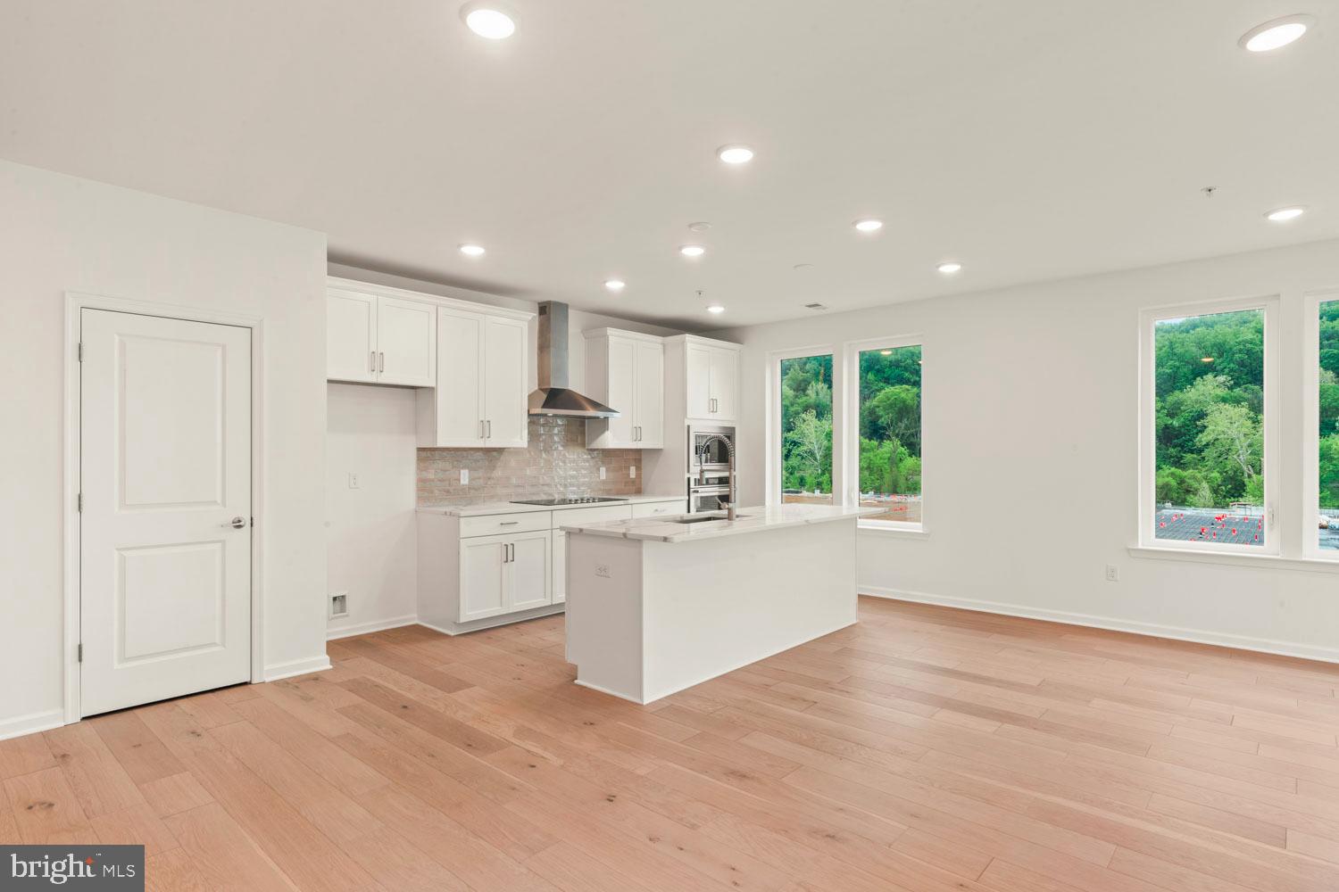 WASHINGTON PLACE - Residential