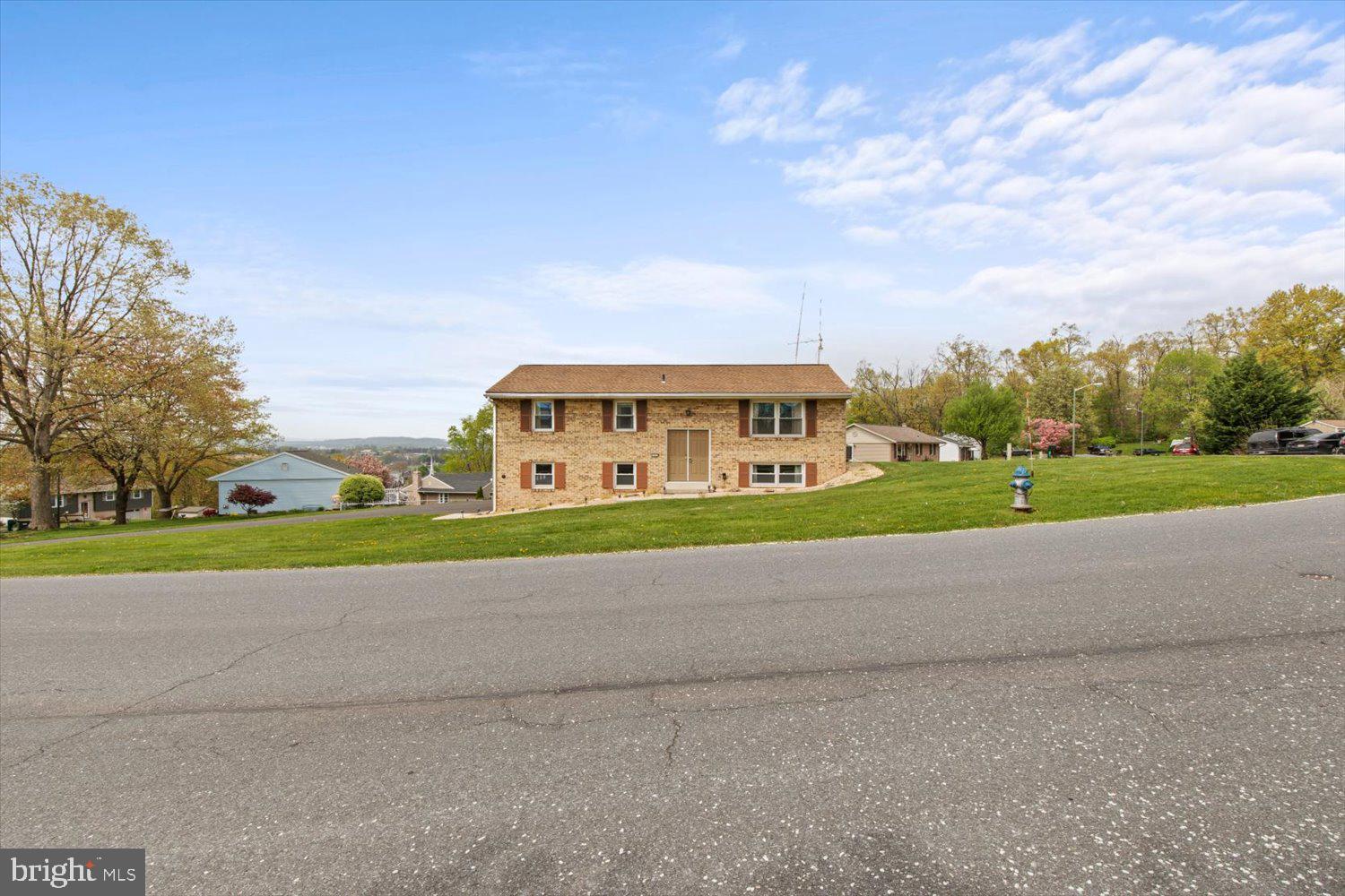 SUNSET ACRES - Residential