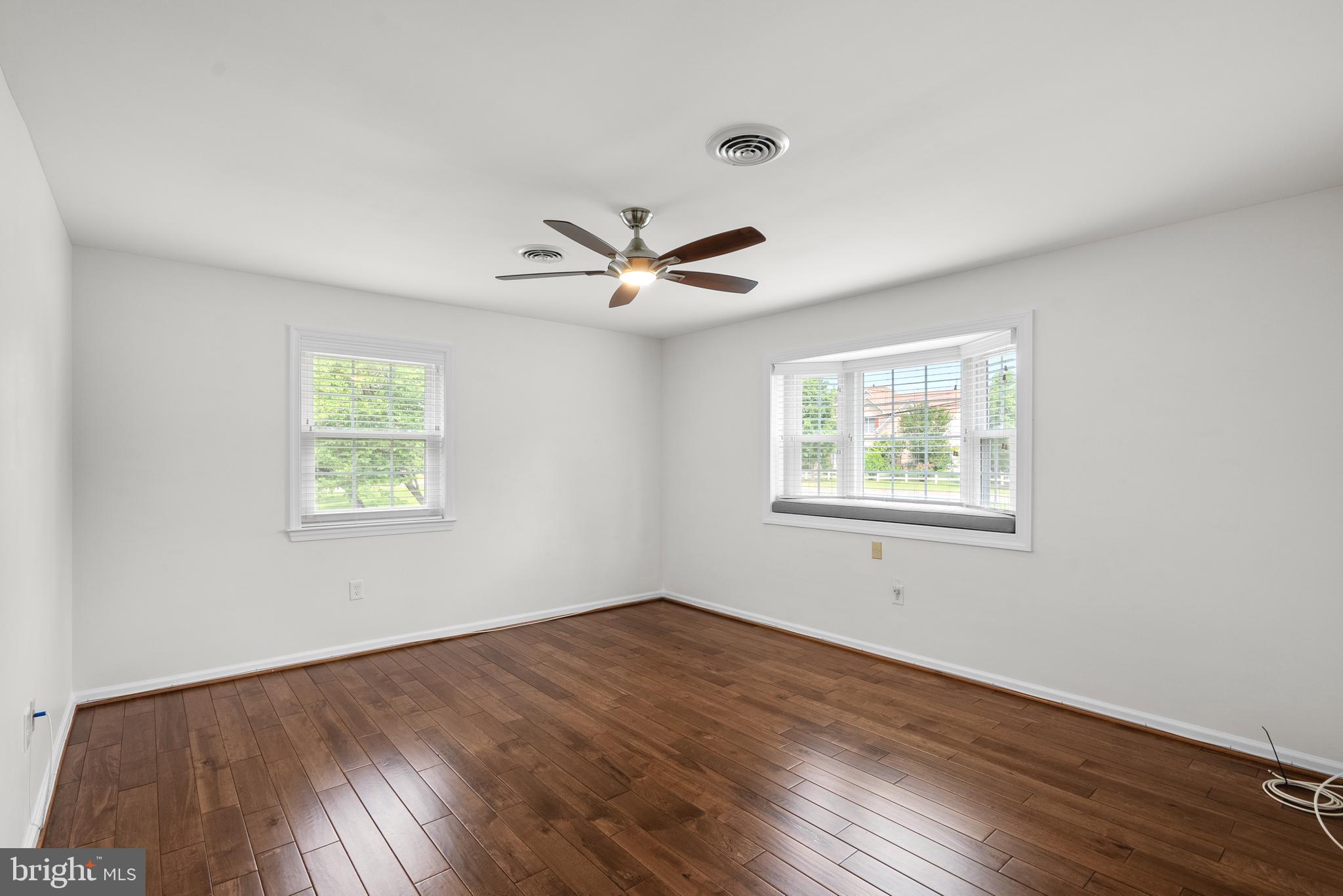 BEAU MONDE ESTATES - Residential